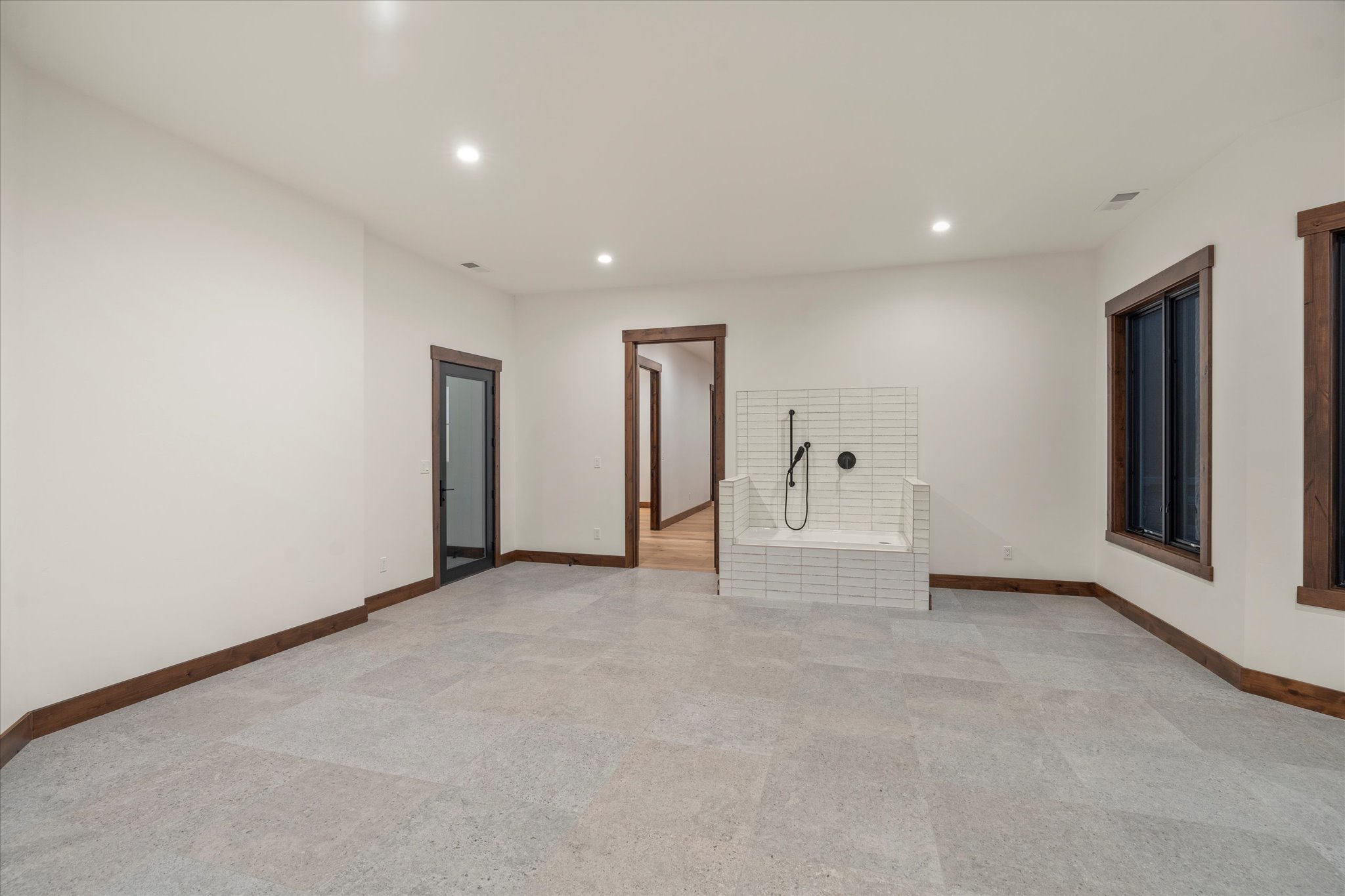 92 Woodlandstar Circle Property Photo 43