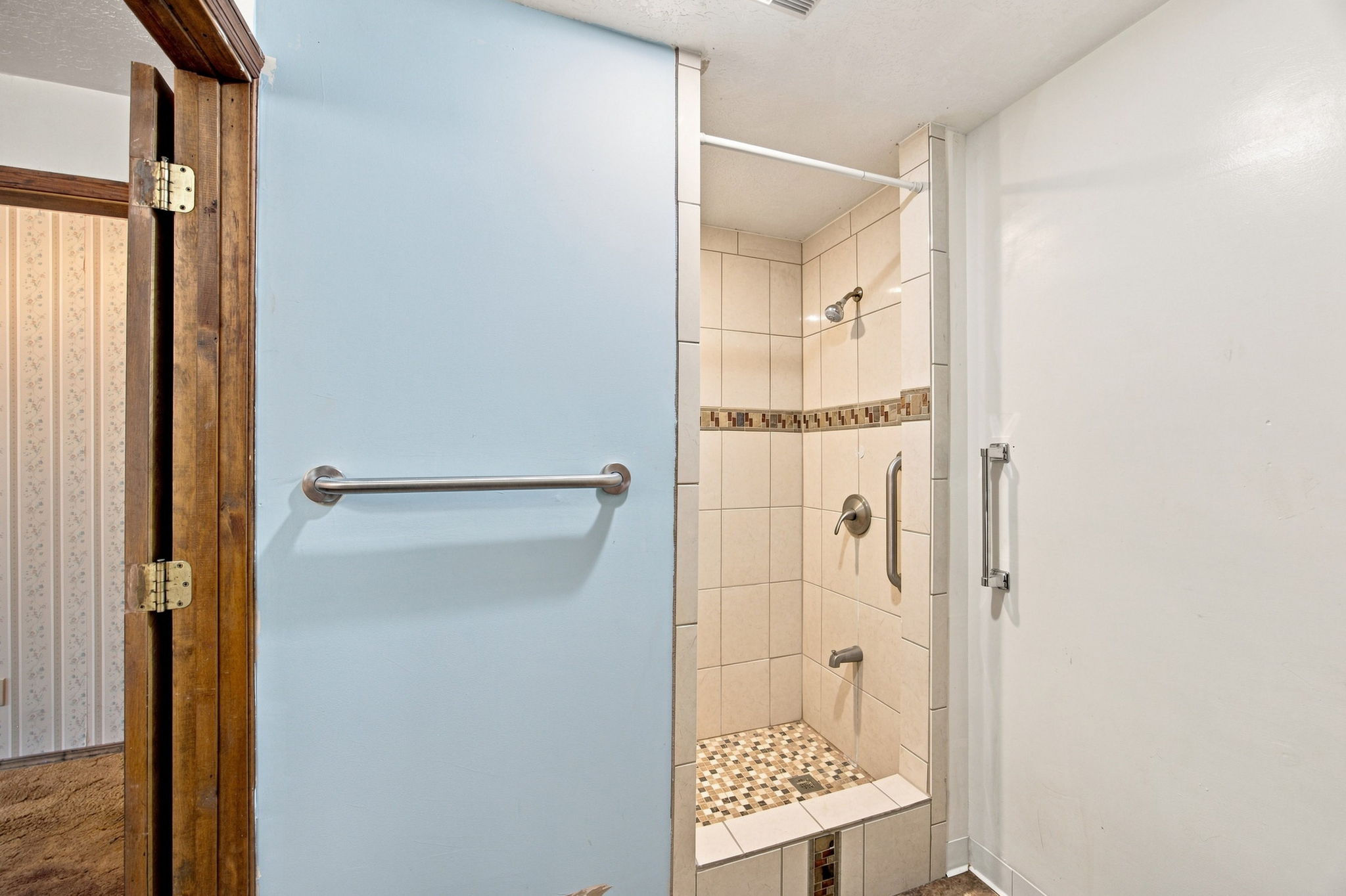 204 Downing Lane Property Photo 31