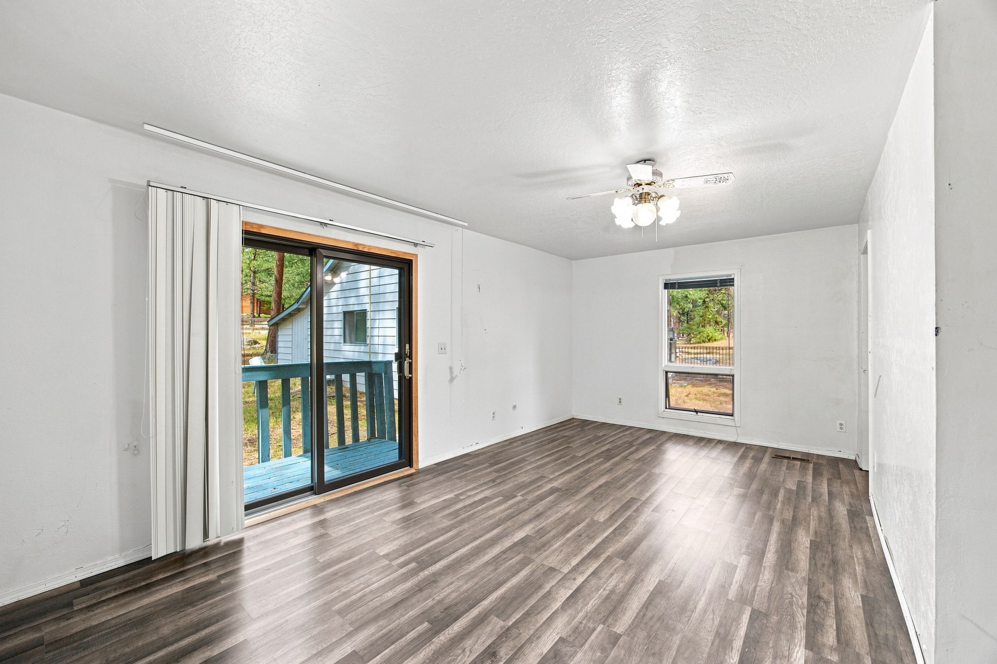 204 Downing Lane Property Photo 32