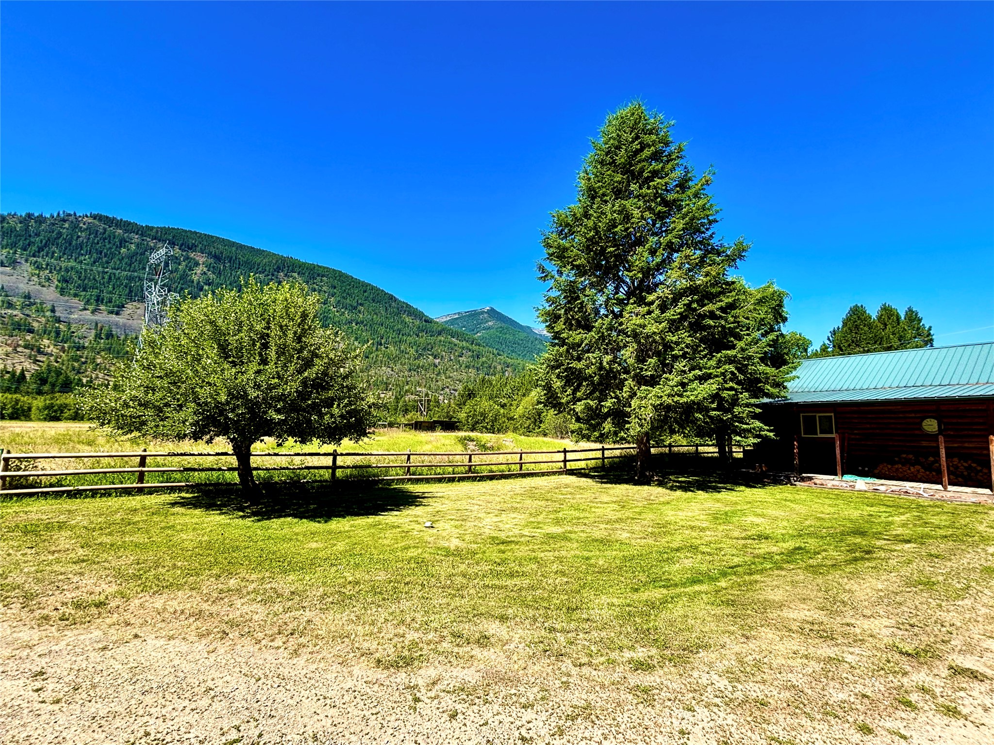 1484 River Road W Property Photo 4