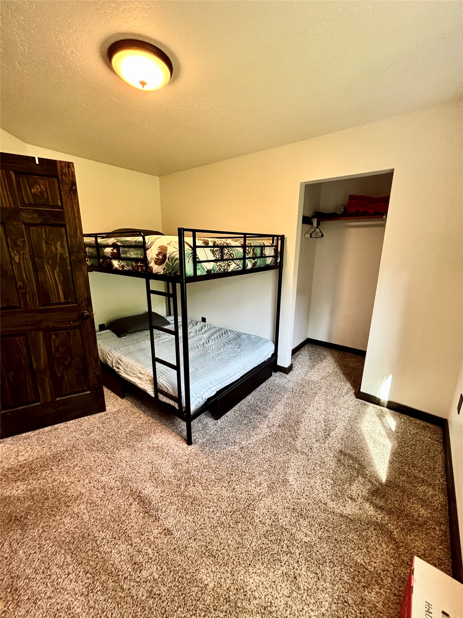 1484 River Road W Property Photo 57