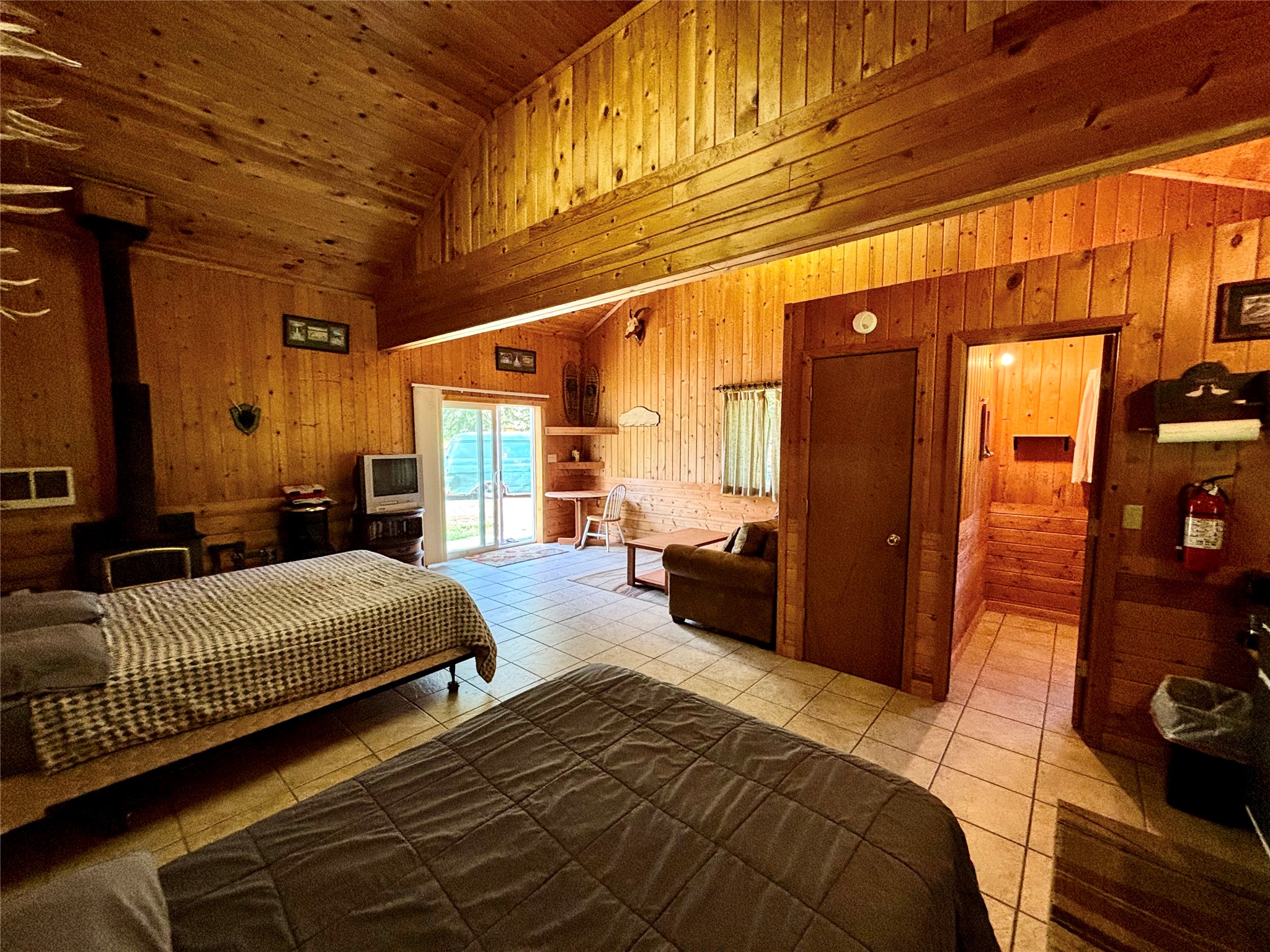 1484 River Road W Property Photo 61