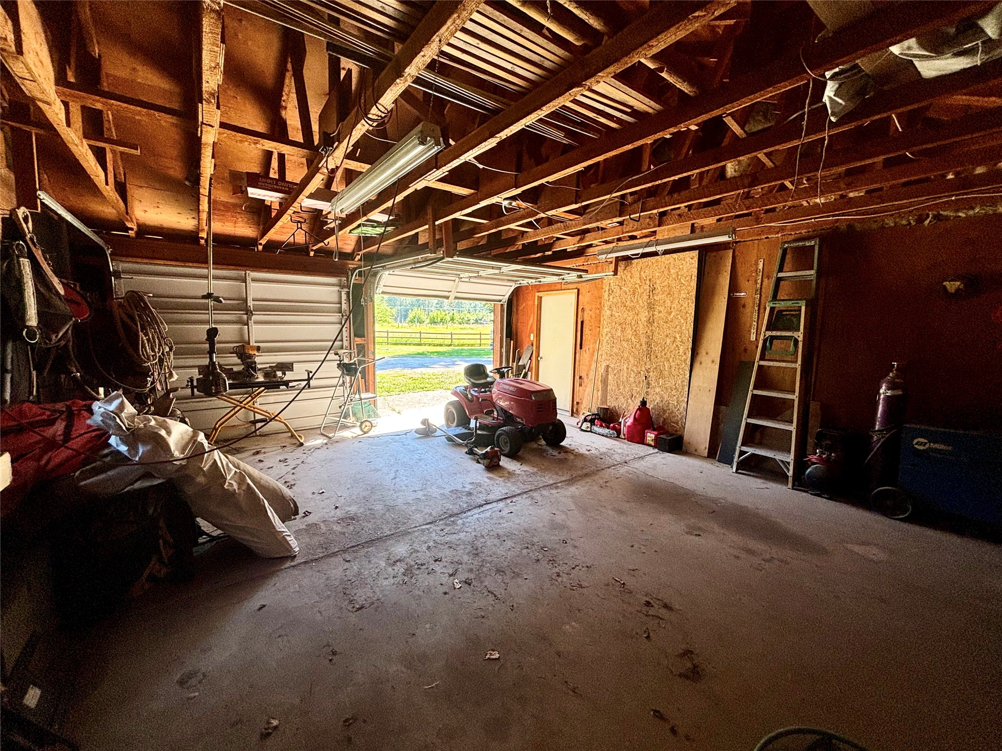 1484 River Road W Property Photo 71