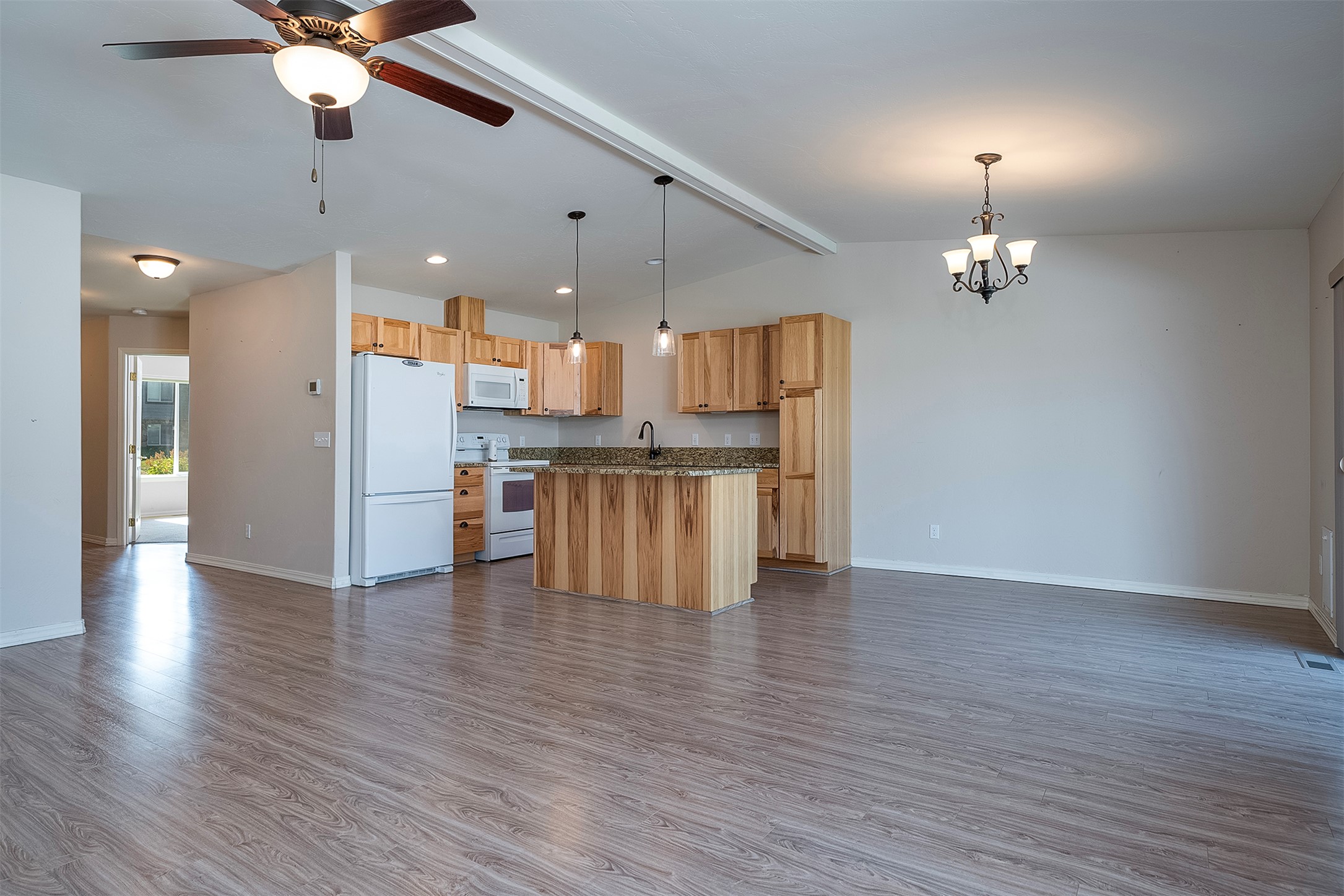 624 Corporate Drive Property Photo 3