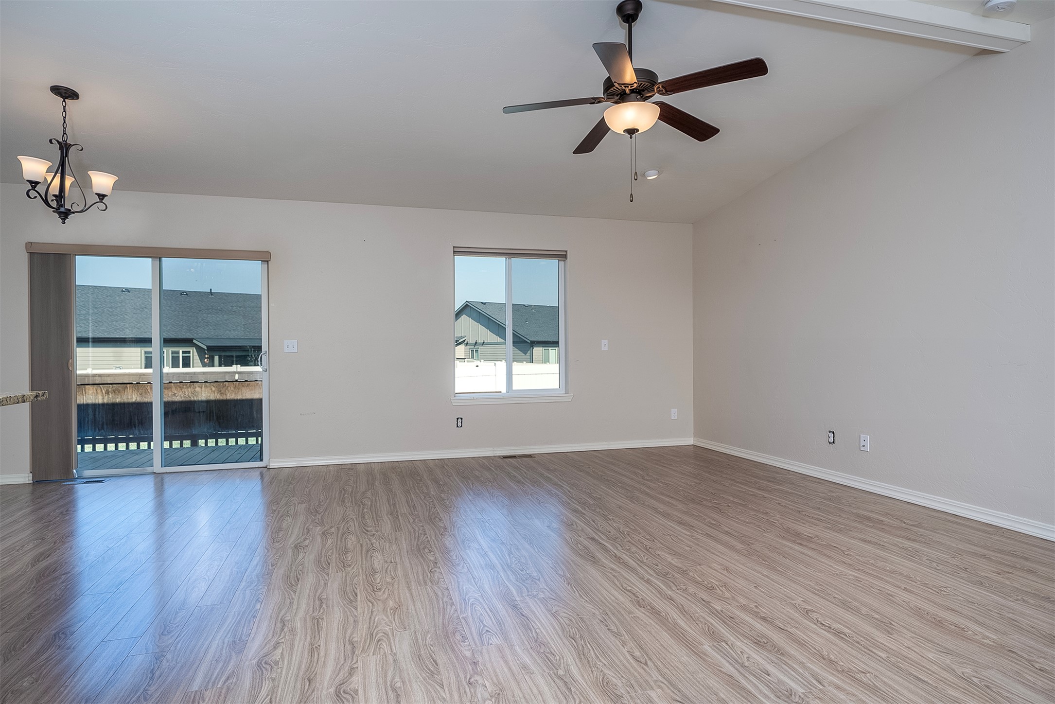 624 Corporate Drive Property Photo 8