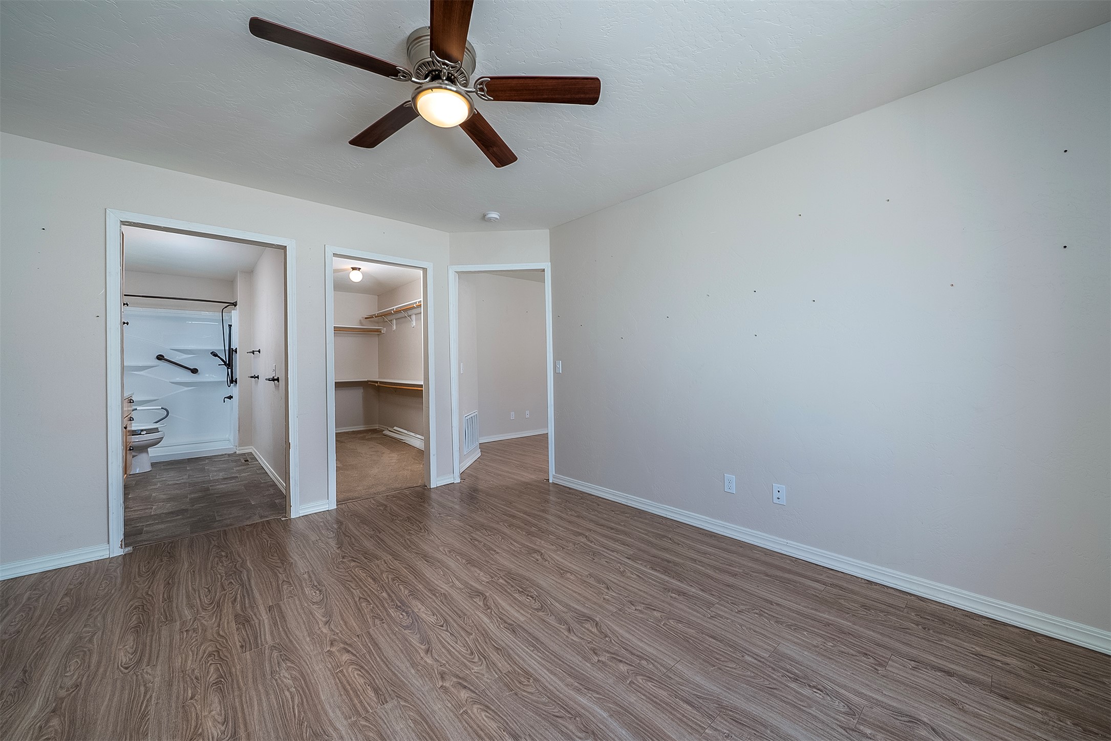624 Corporate Drive Property Photo 13