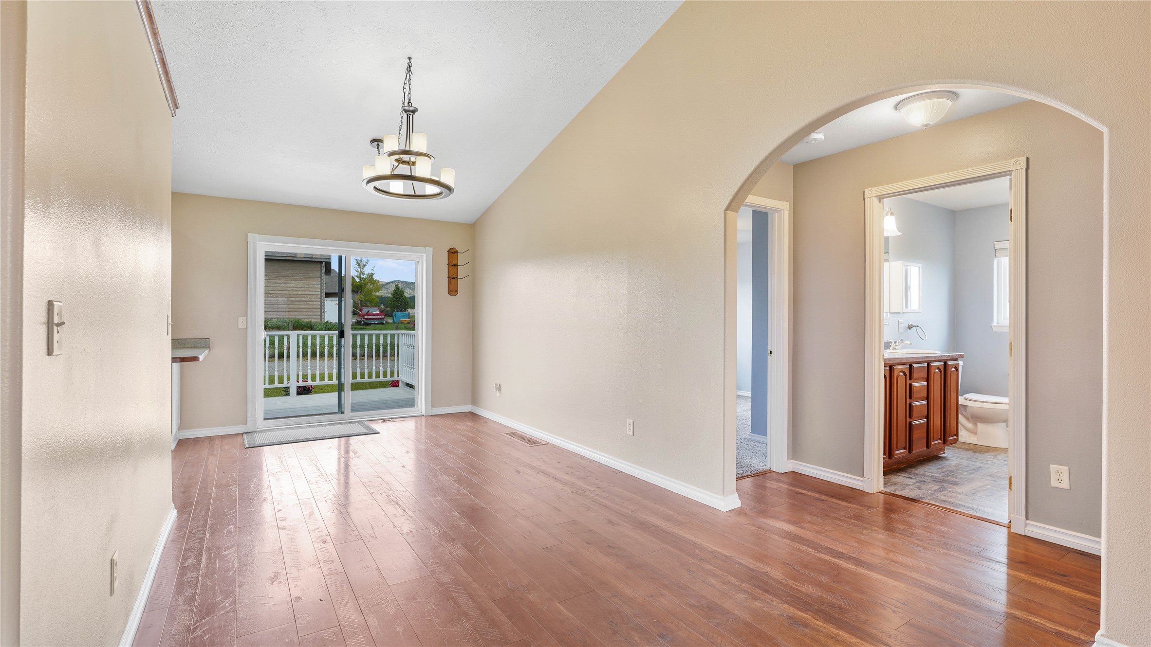 5670 Vulk Drive Property Photo 10