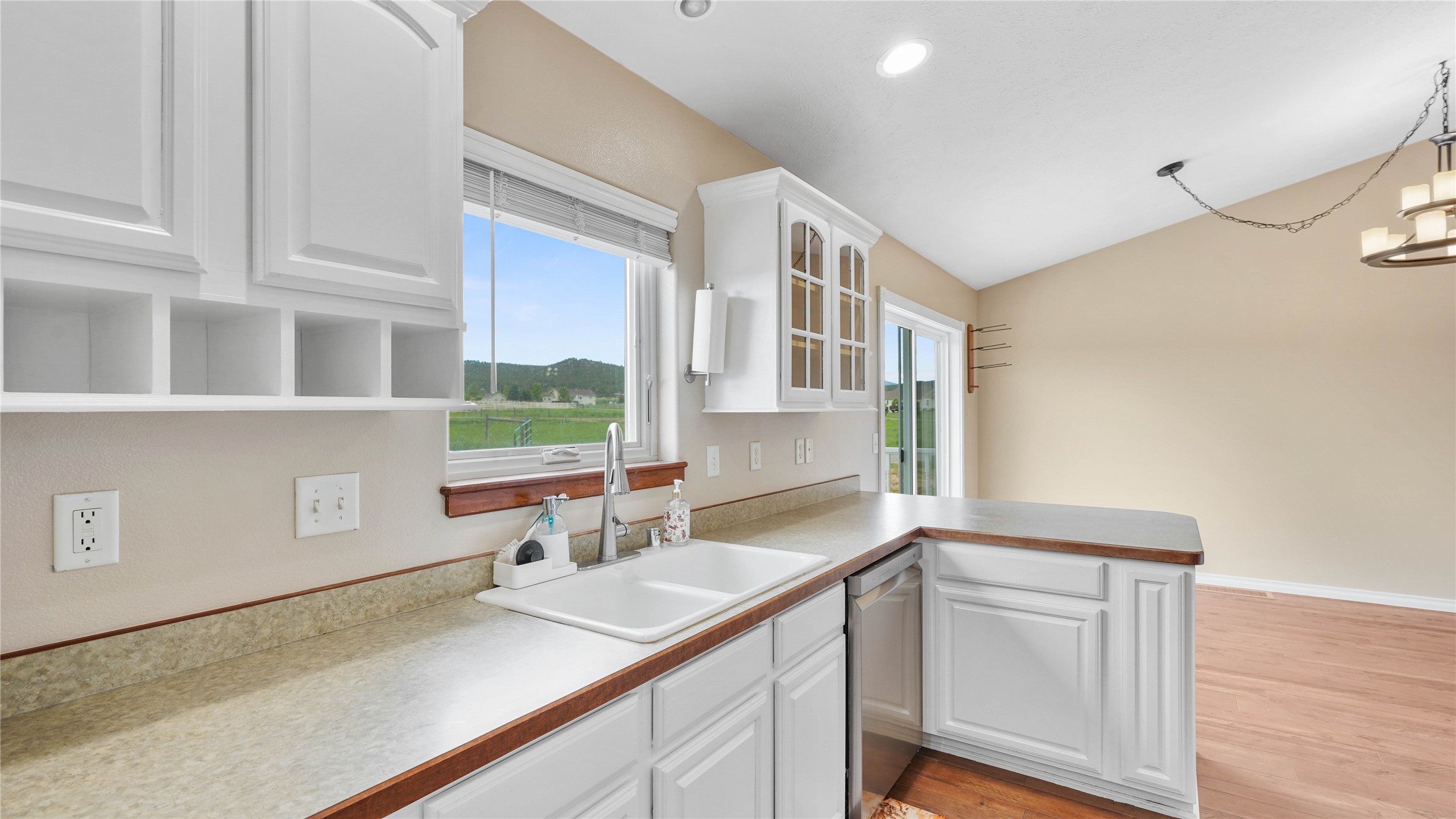 5670 Vulk Drive Property Photo 17