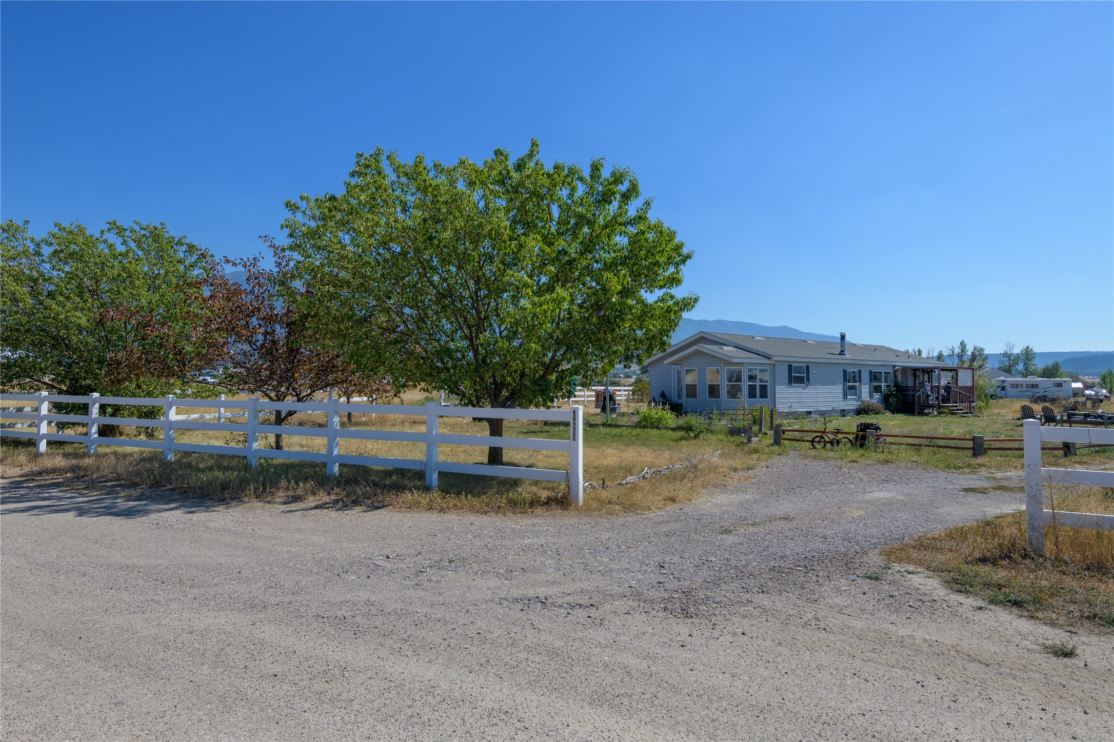 32689 Blackhawk Loop Property Photo 1