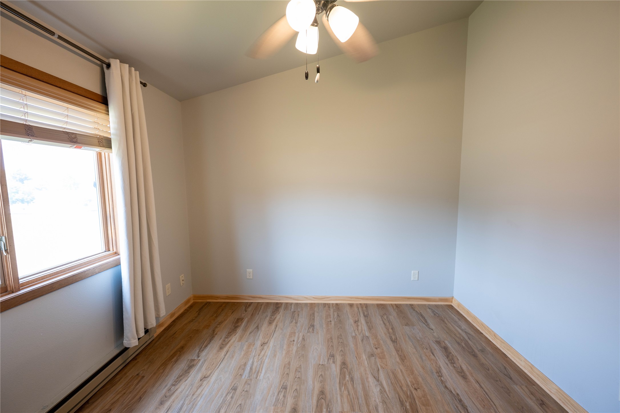 516 Coventry Court Property Photo 17