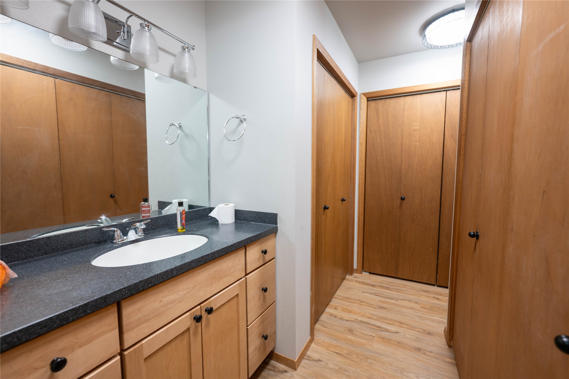 516 Coventry Court Property Photo 22