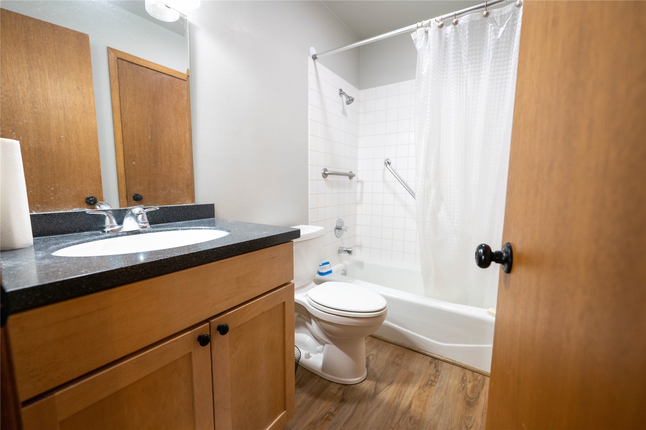 516 Coventry Court Property Photo 38