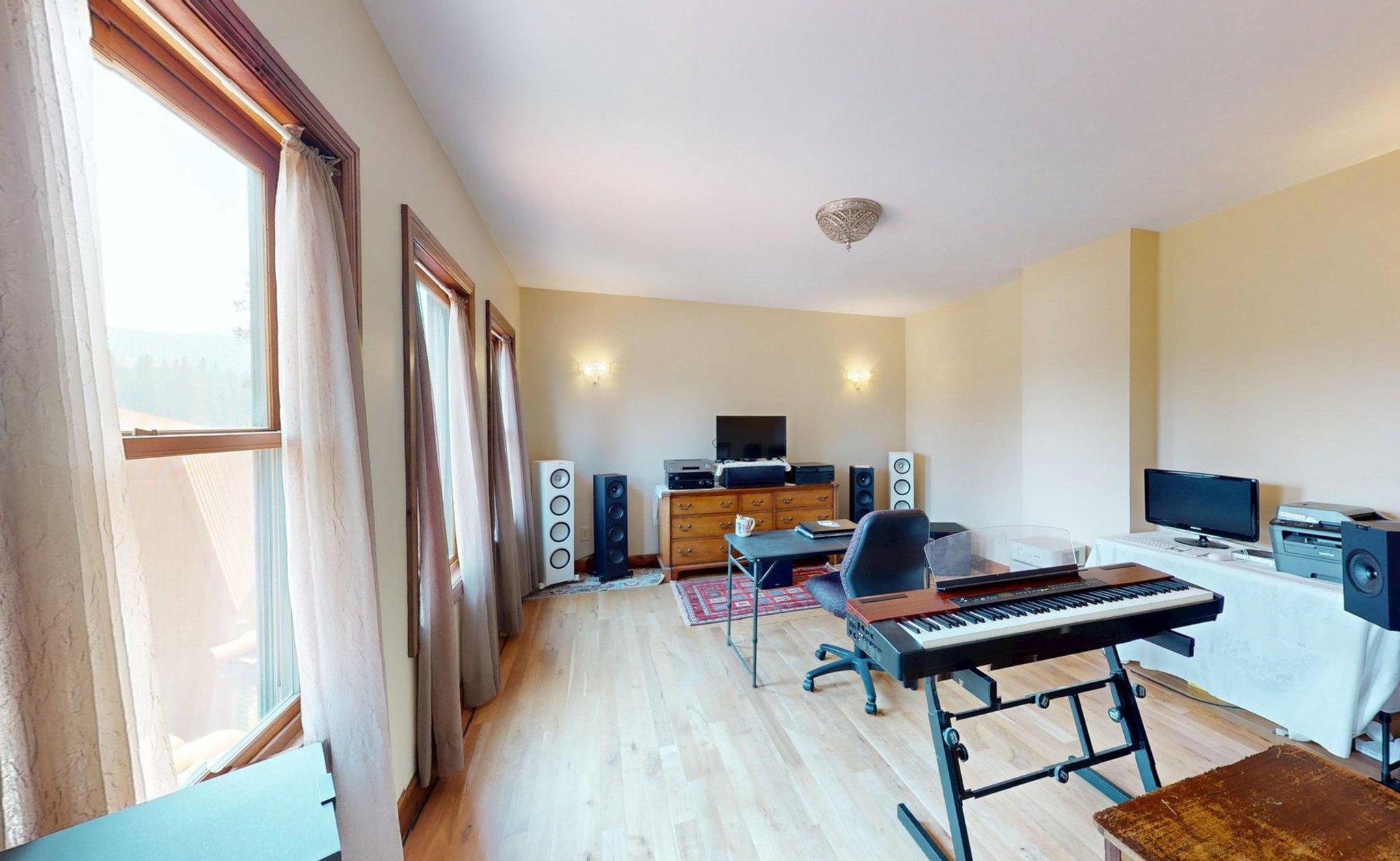 815 2nd Avenue S Property Photo 30
