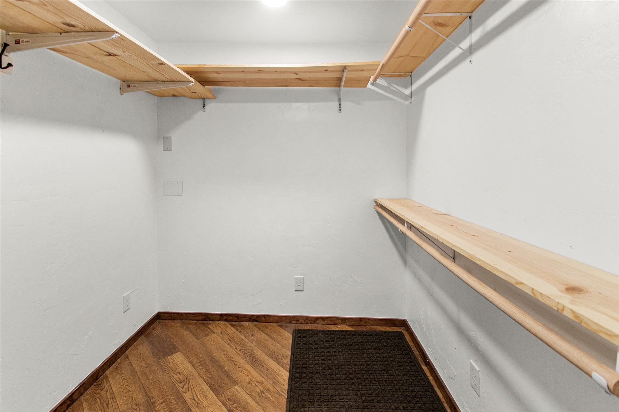 1010 Kelley Road Property Photo 14