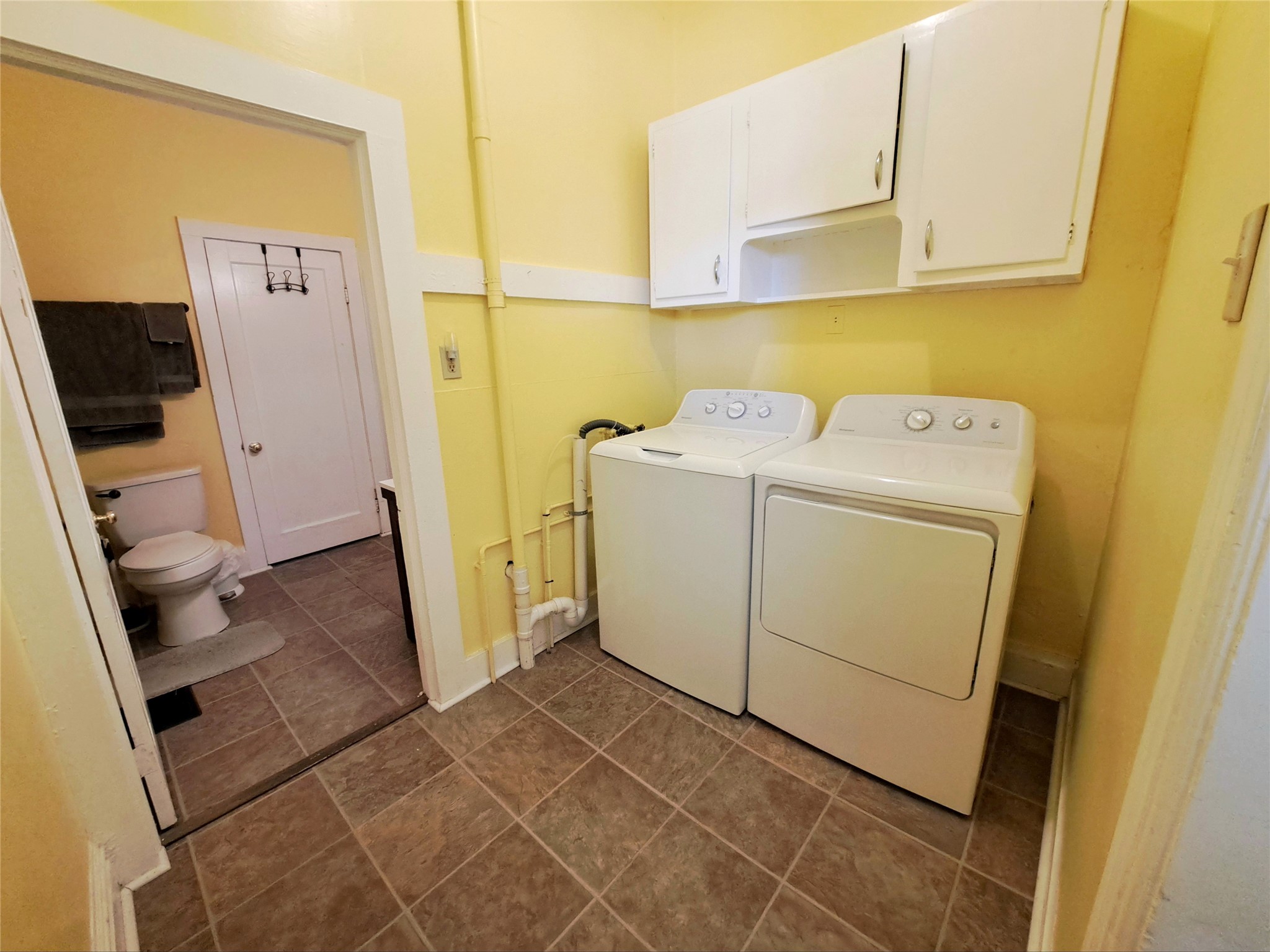 1026 11th Avenue Property Photo 9