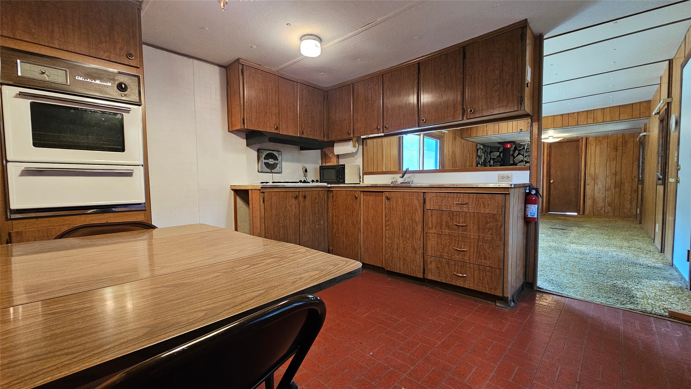 3040 Stemple Pass Road Property Photo 11