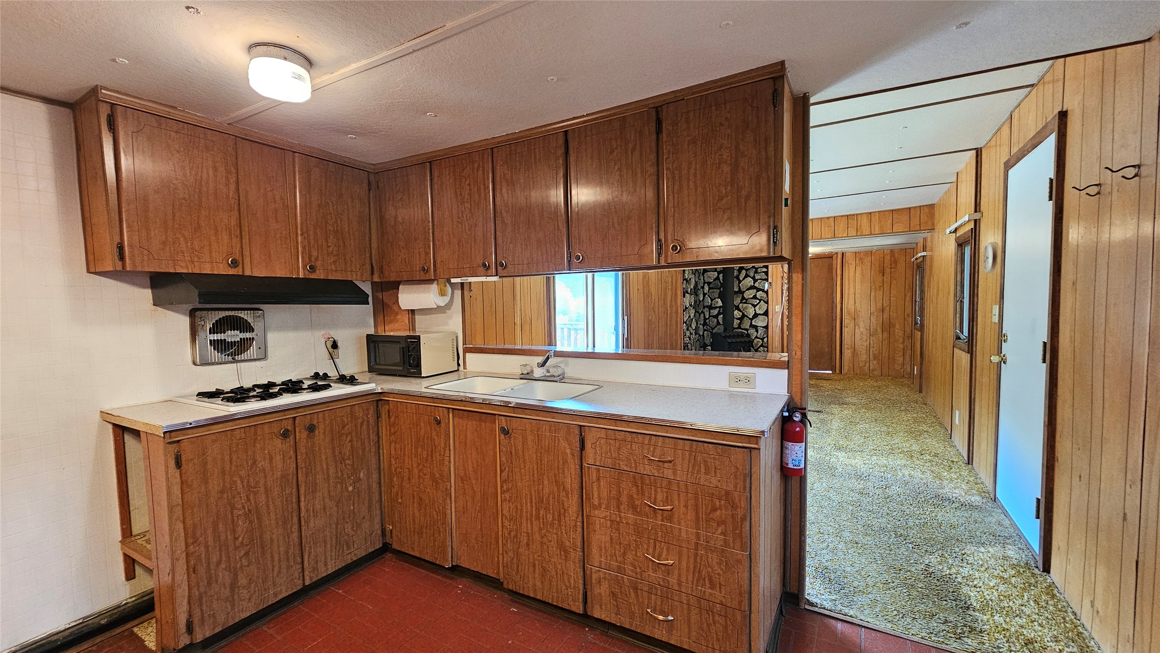 3040 Stemple Pass Road Property Photo 12