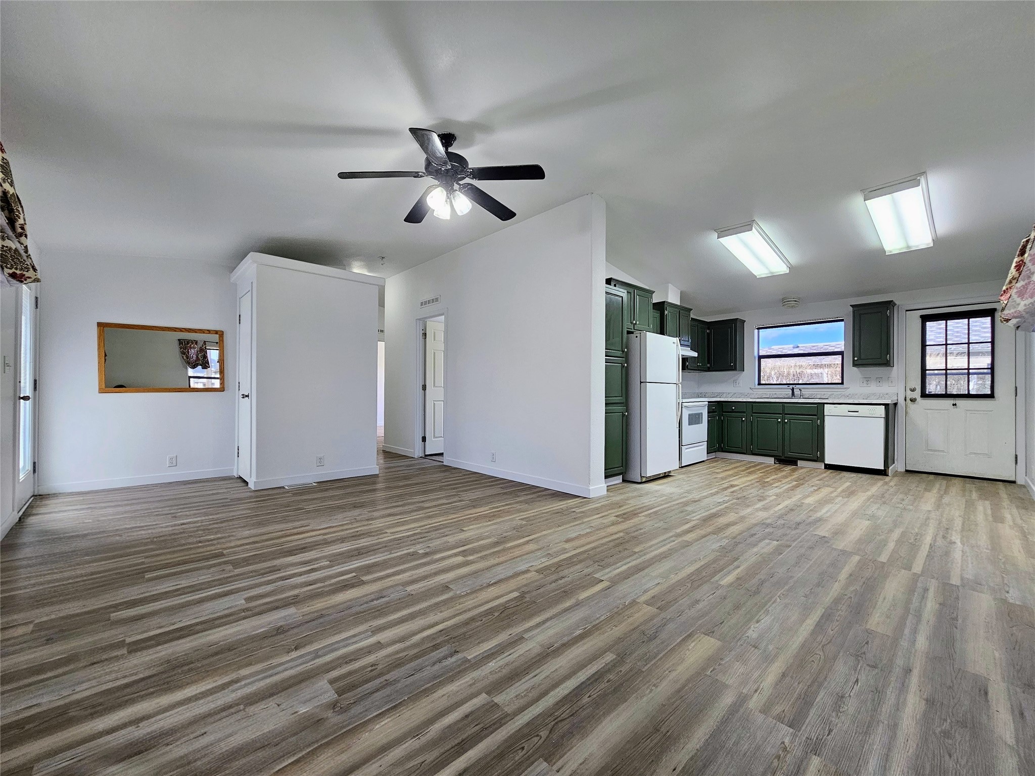 307 S Cleveland Street Property Photo 1