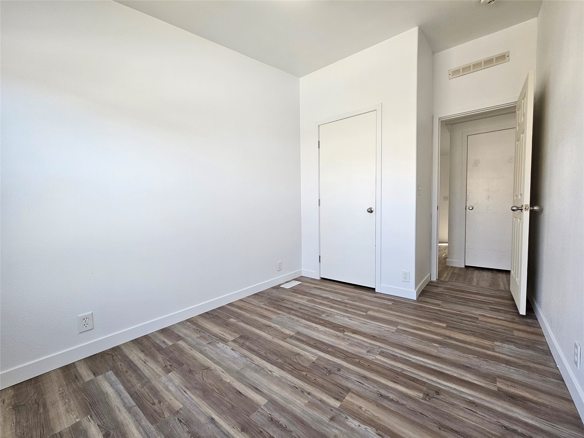 307 S Cleveland Street Property Photo 20