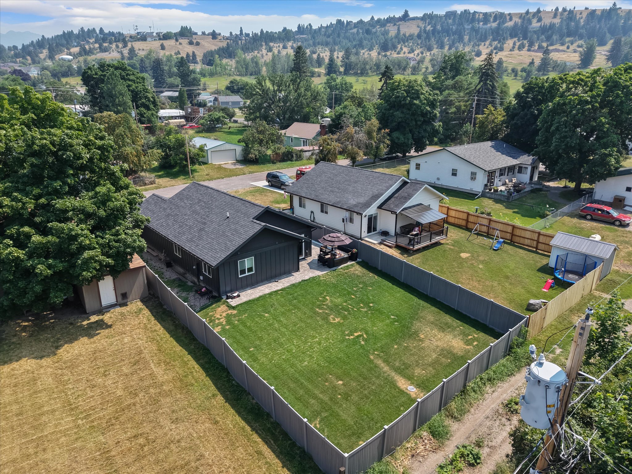 1506 6th Street E Property Photo 8