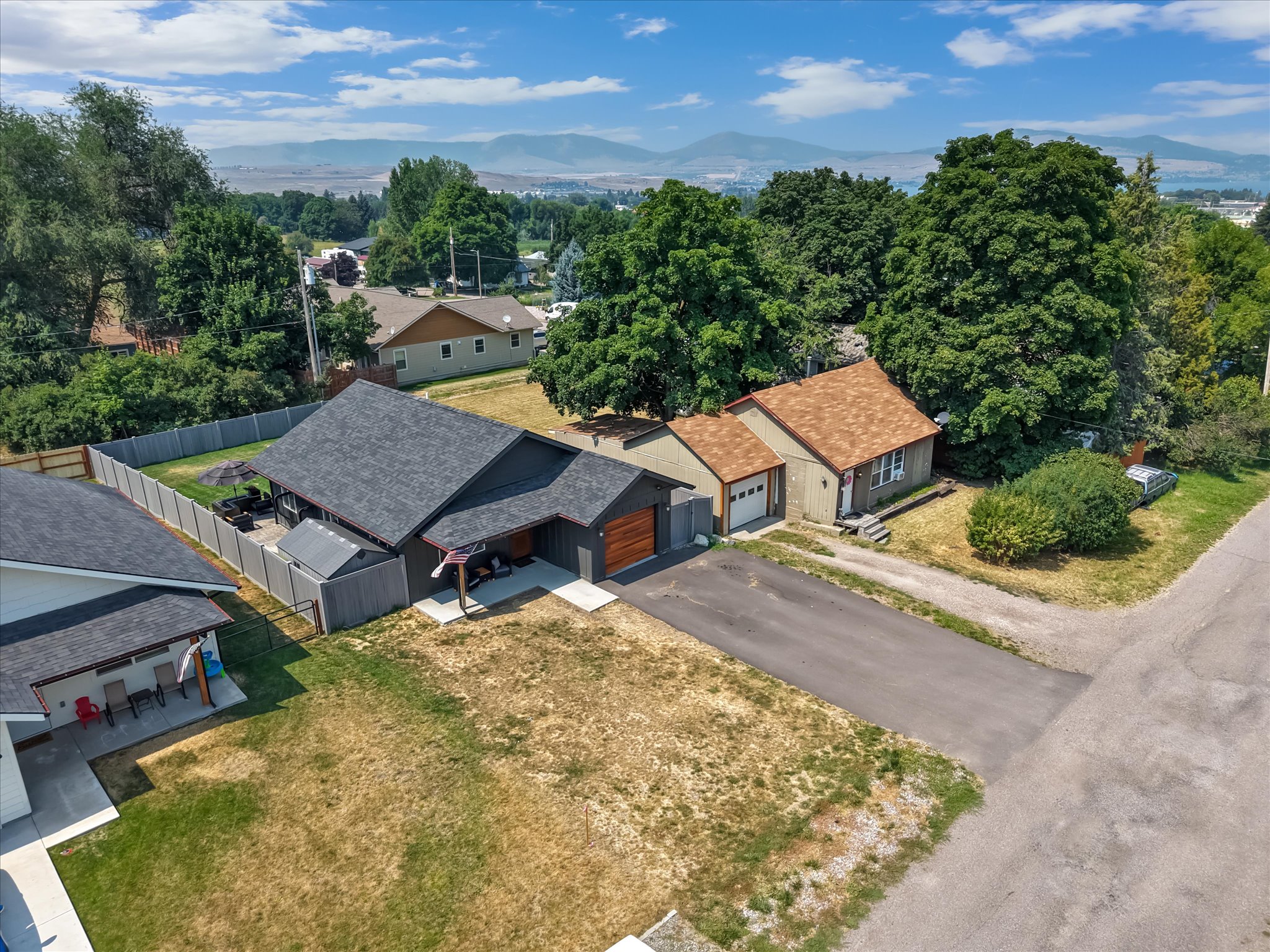 1506 6th Street E Property Photo 25