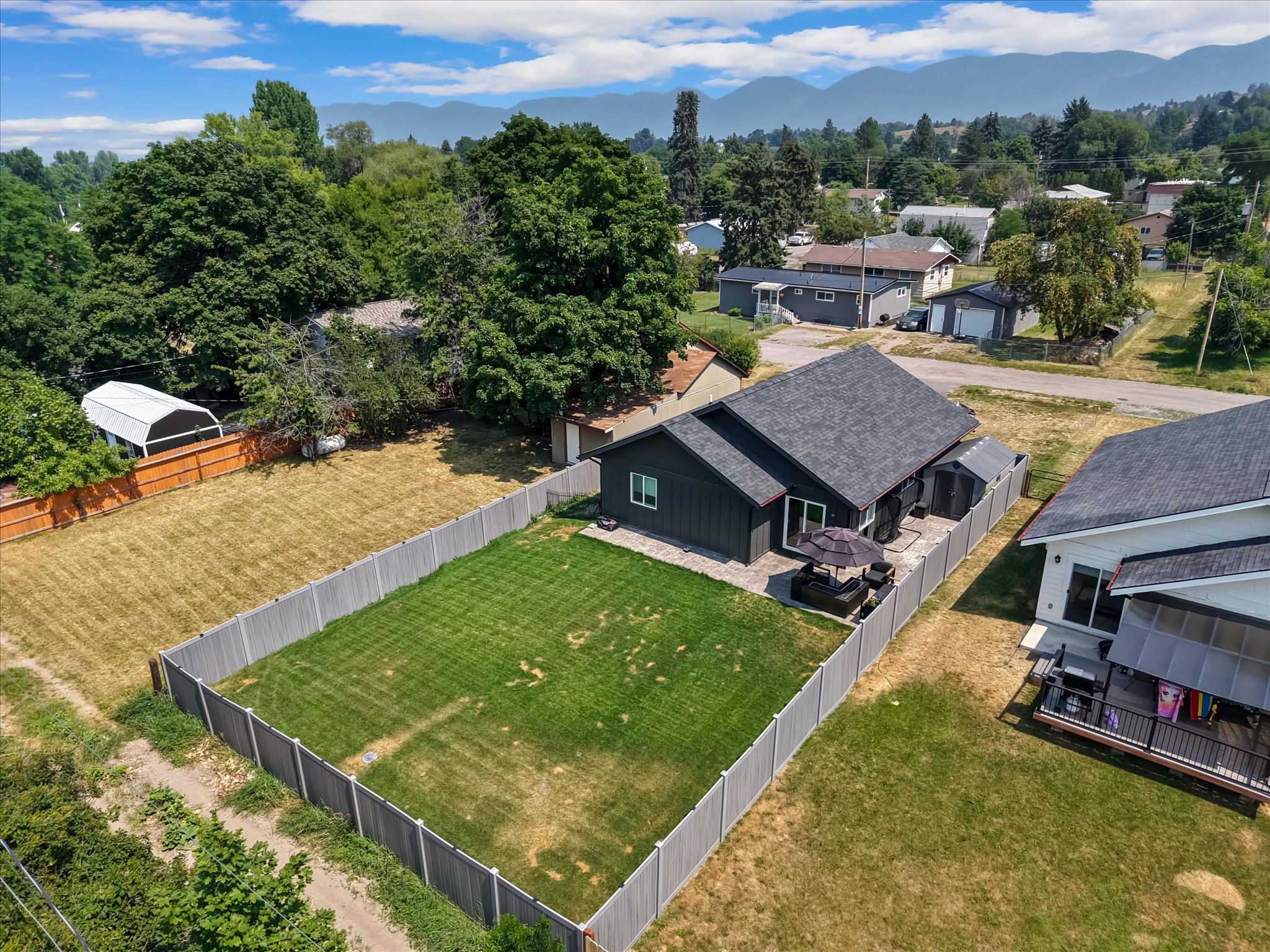 1506 6th Street E Property Photo 26