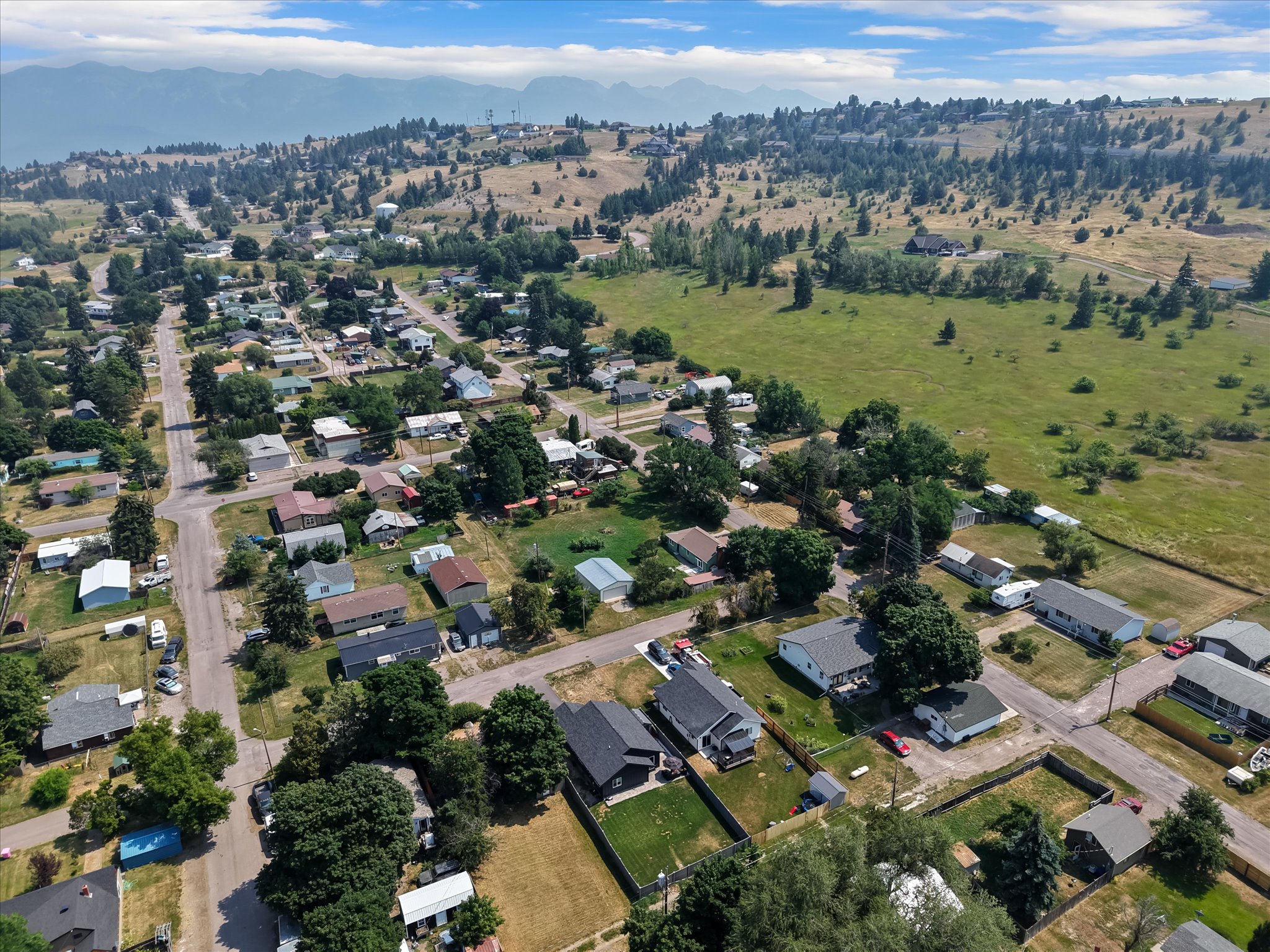 1506 6th Street E Property Photo 32