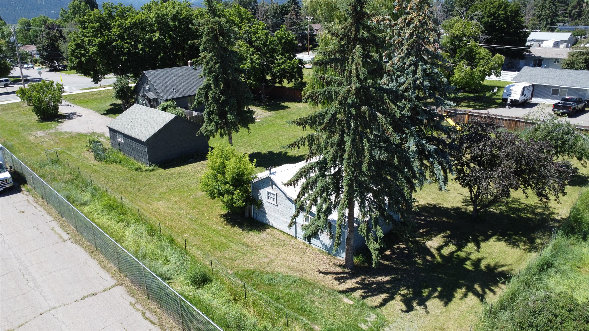 69 Three Mile Drive Property Photo 35