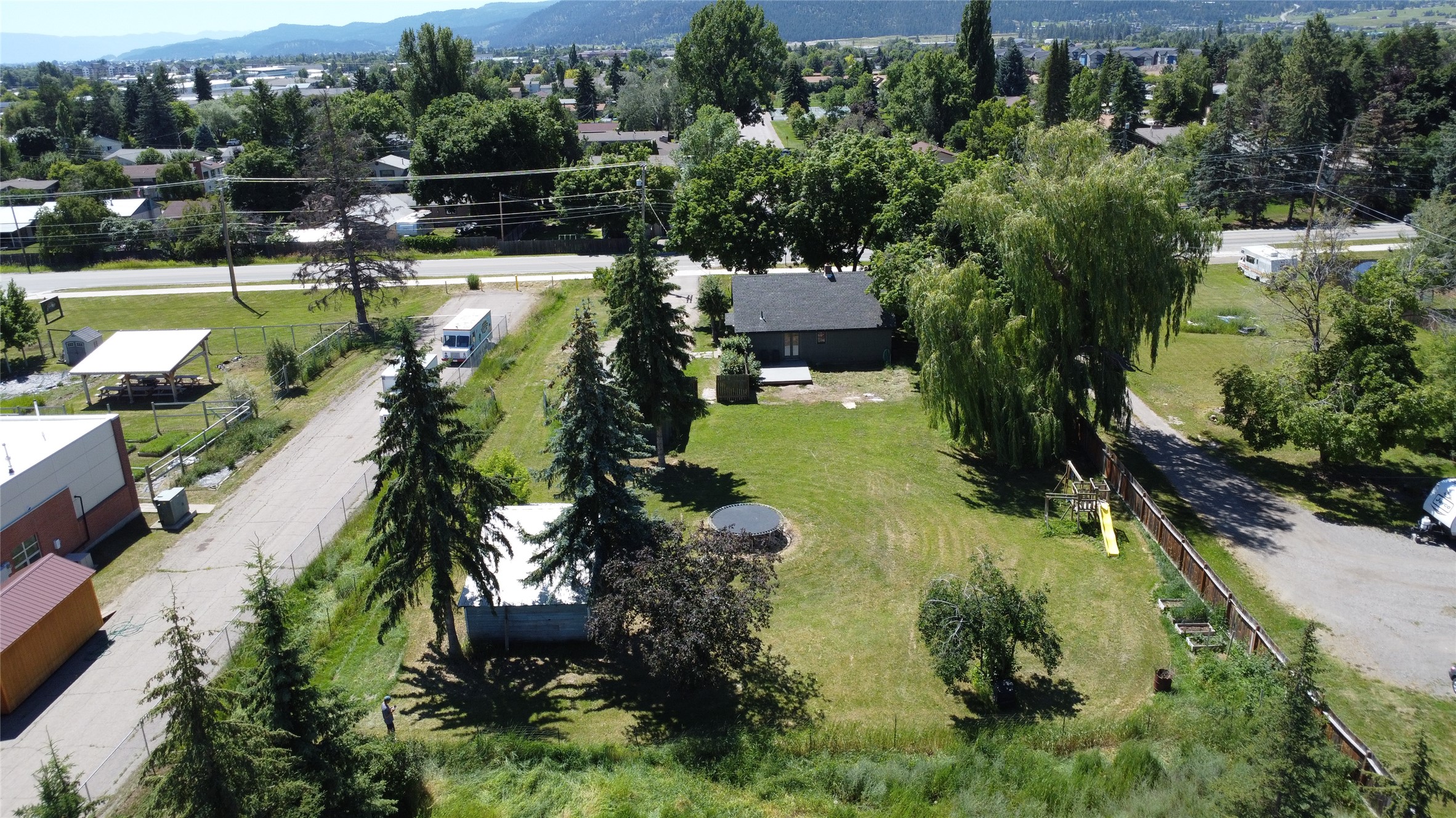 69 Three Mile Drive Property Photo 36