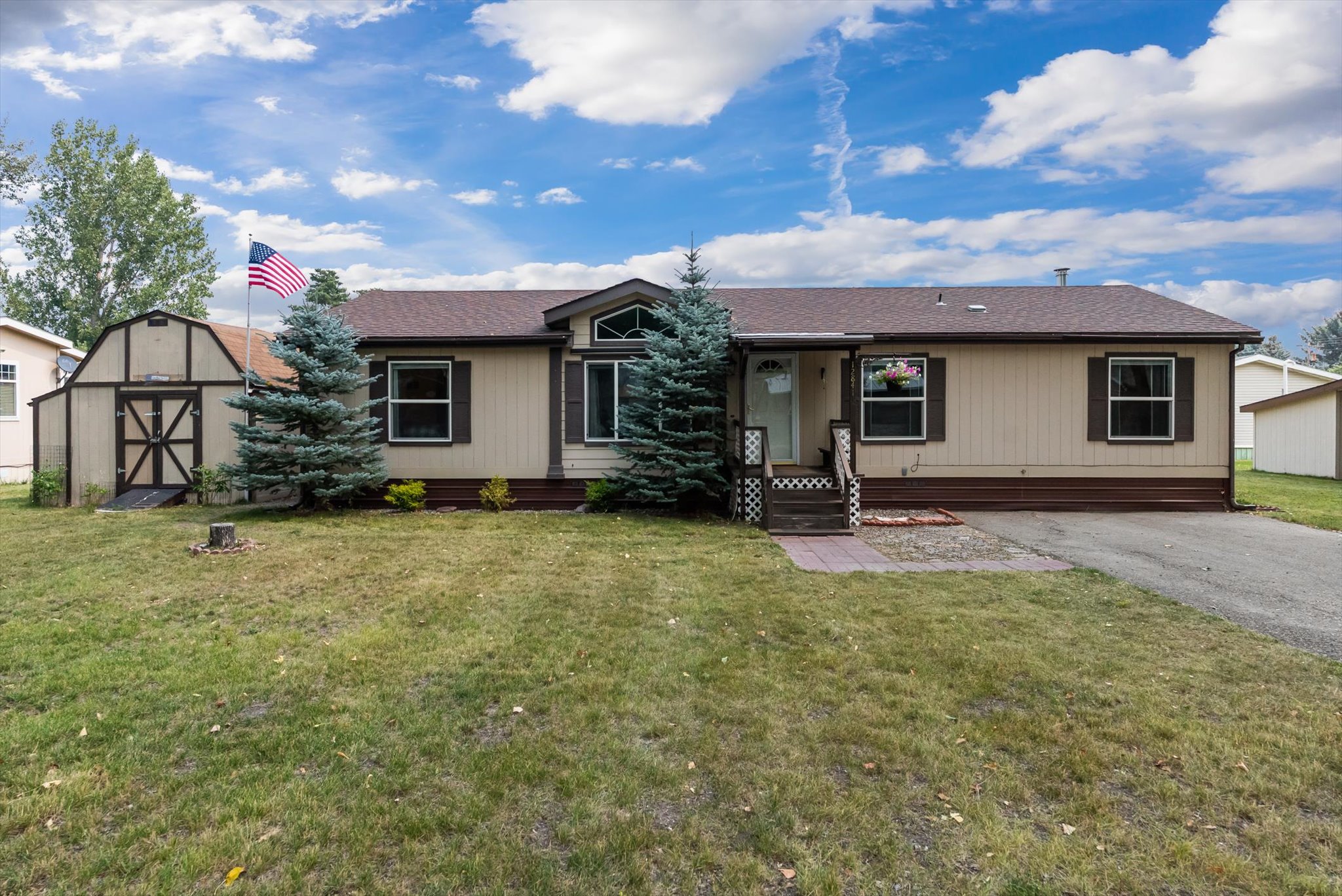 12841 Agate Drive Property Photo 1