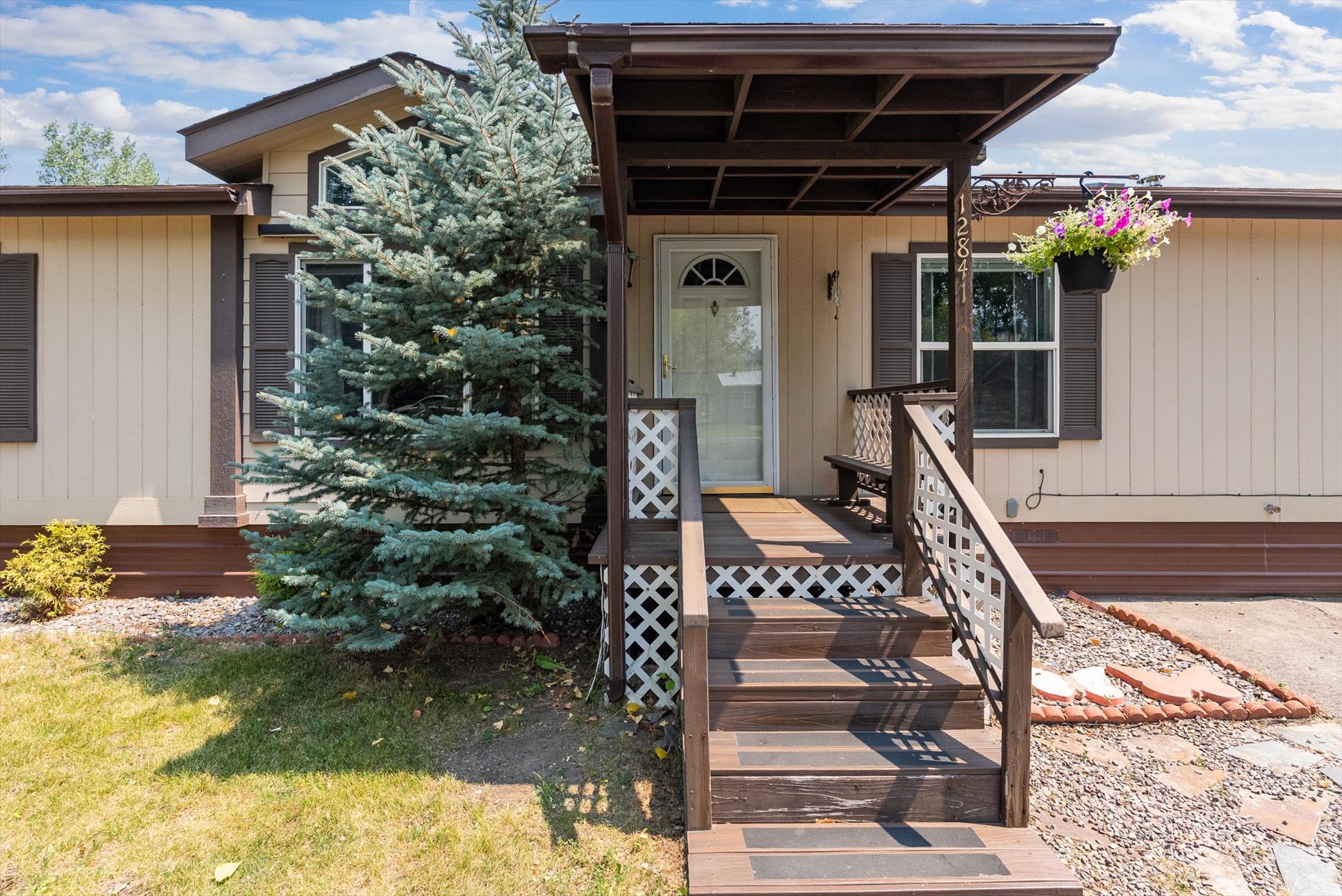 12841 Agate Drive Property Photo 2