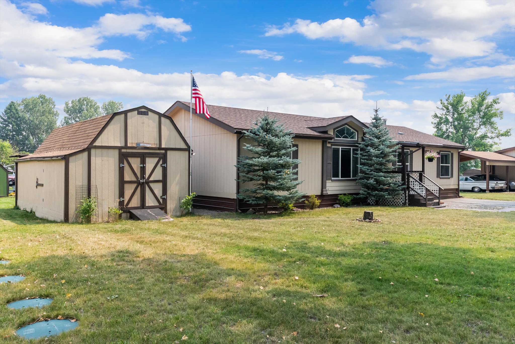 12841 Agate Drive Property Photo 4