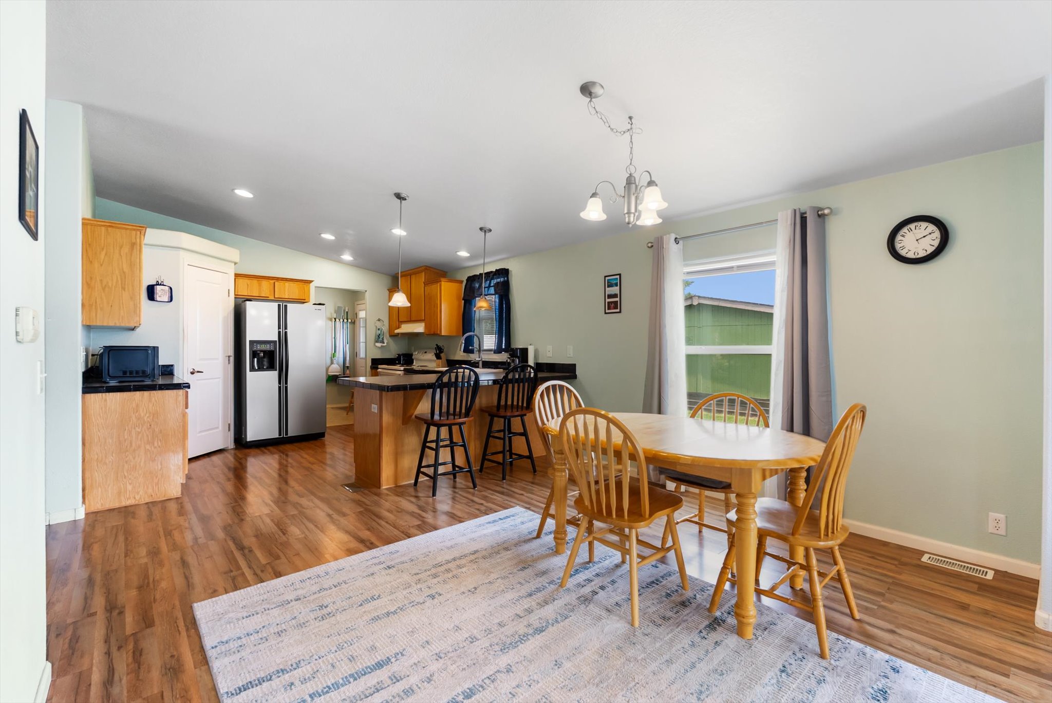 12841 Agate Drive Property Photo 8