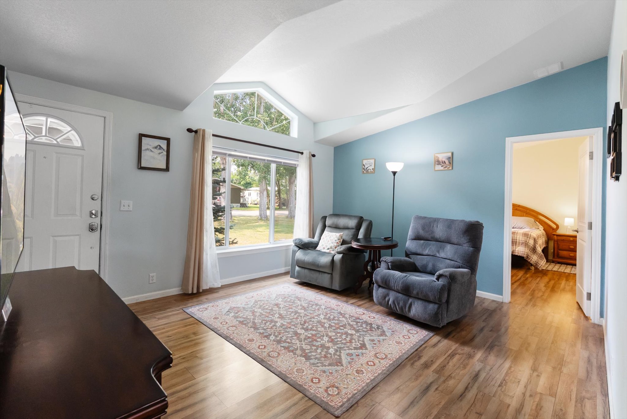 12841 Agate Drive Property Photo 11