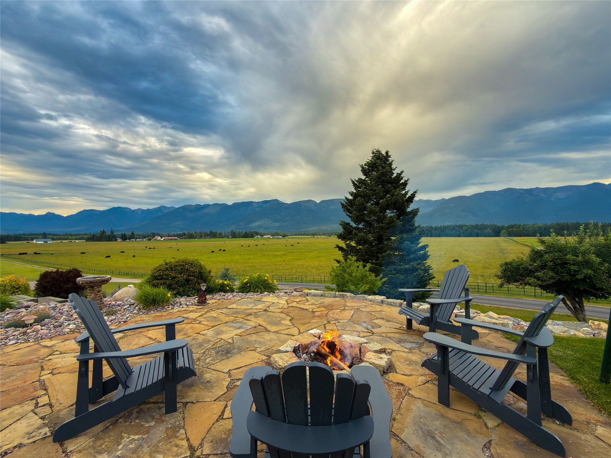 285 Swan River Road Property Photo 1
