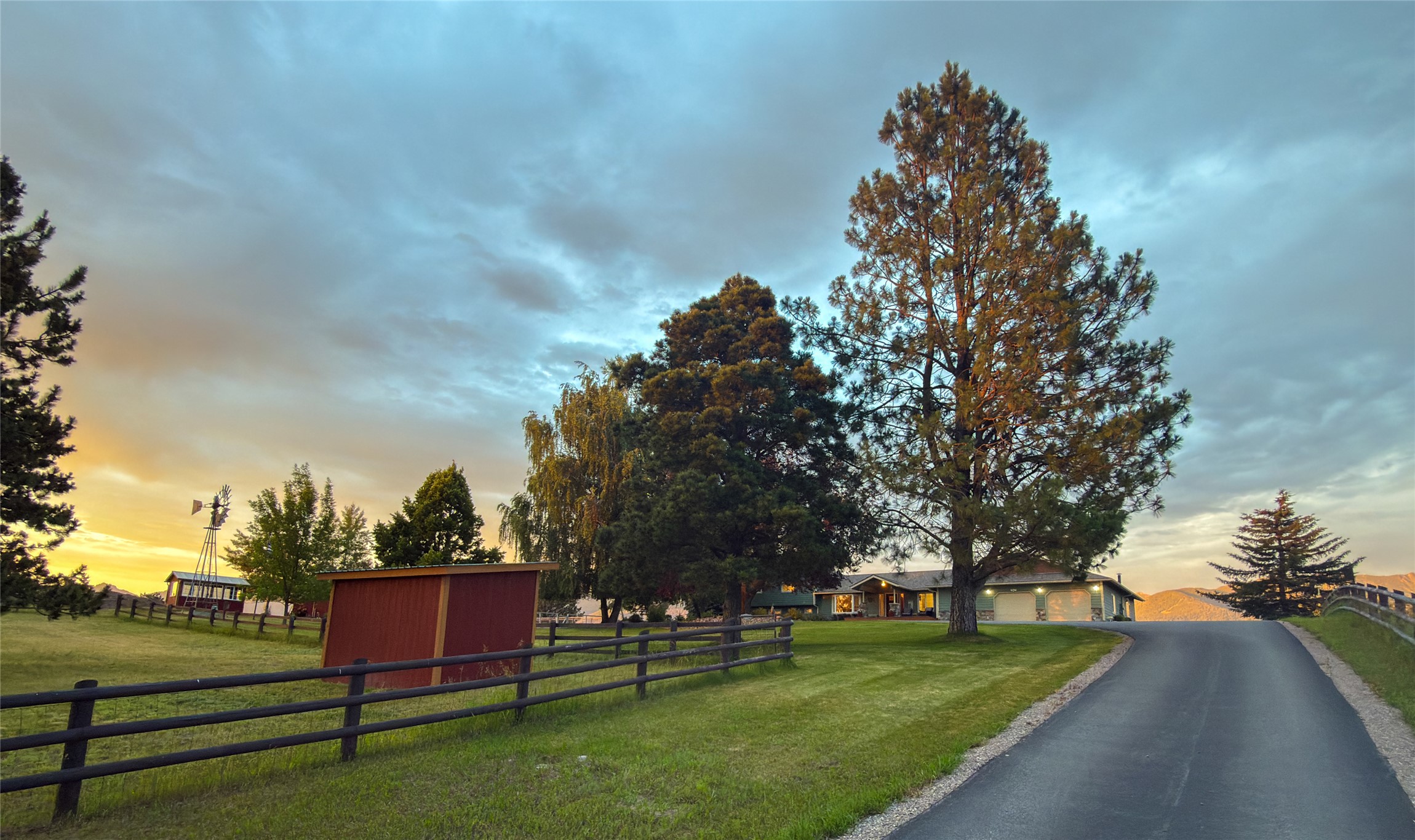 285 Swan River Road Property Photo 5