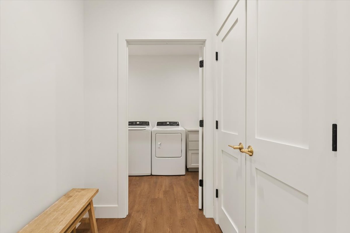 355 Jefferson Street Property Photo 40