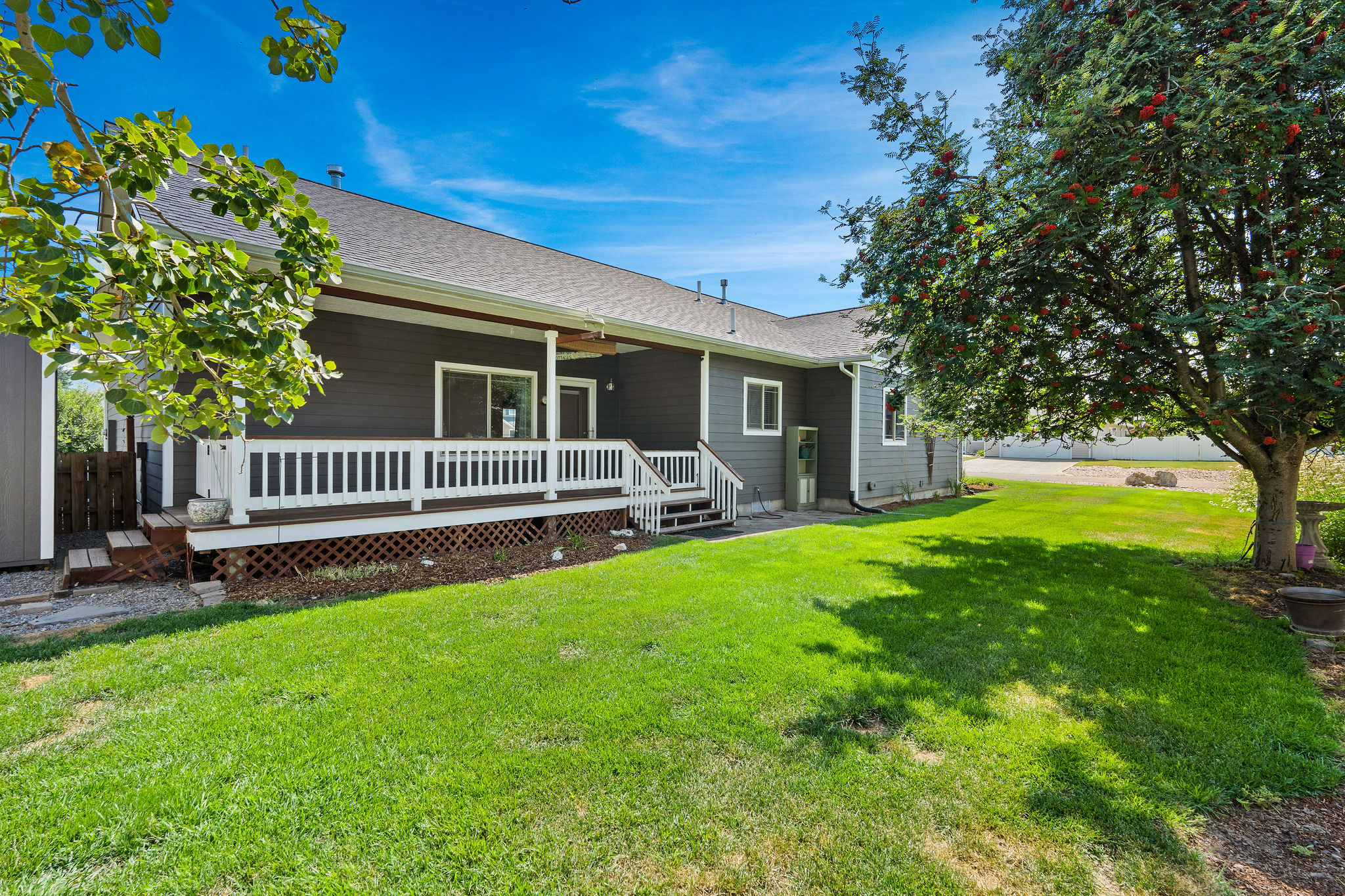 214 O'brien Terrace N Property Photo 36