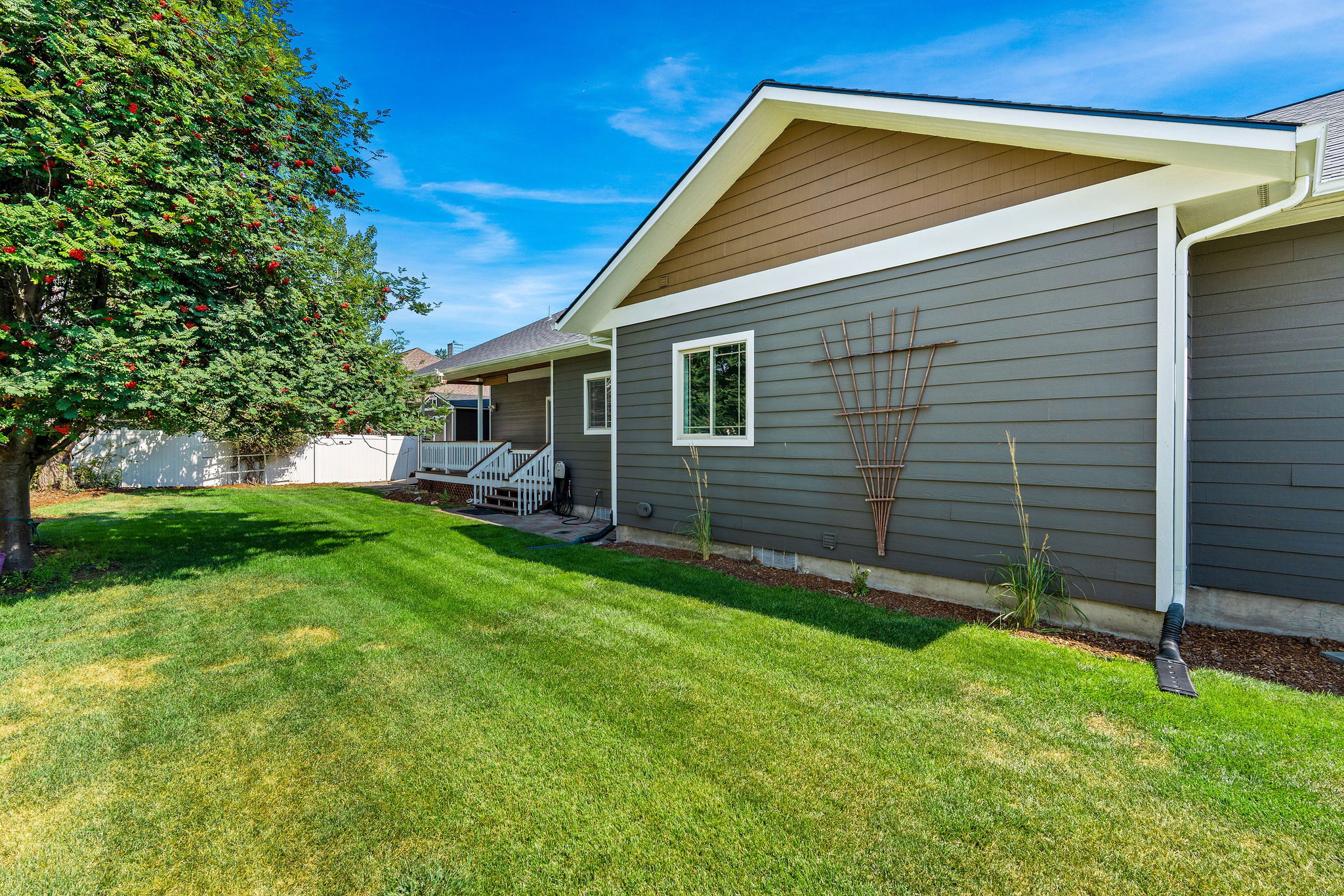 214 O'brien Terrace N Property Photo 40