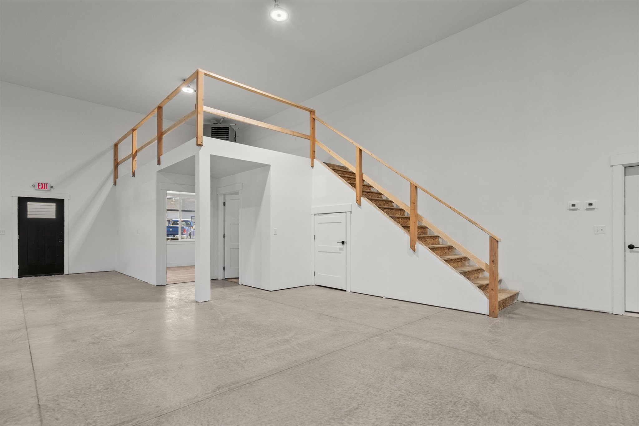 7535 Roughsawn Drive Property Photo 11