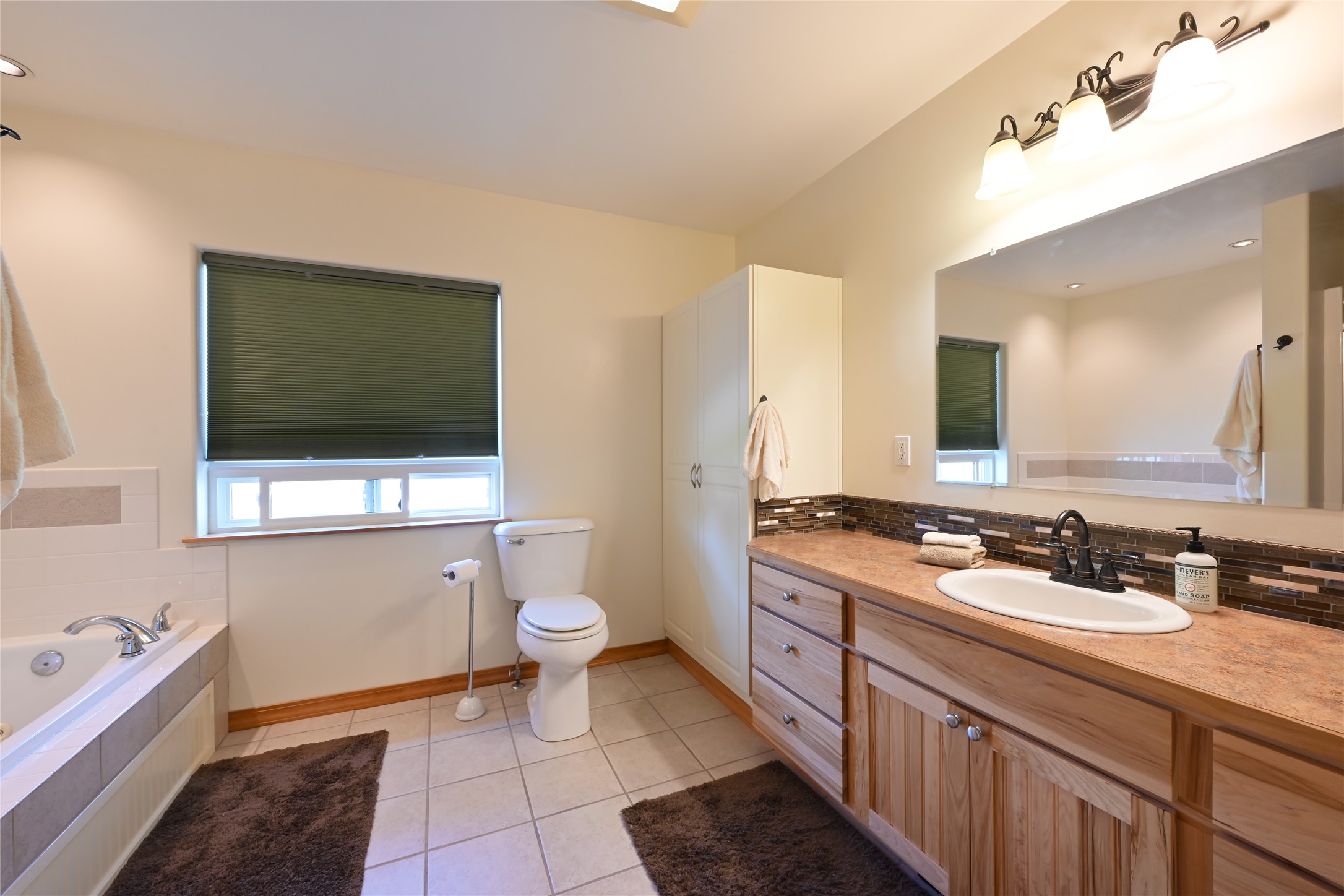 9 Riley Lane Property Photo 15