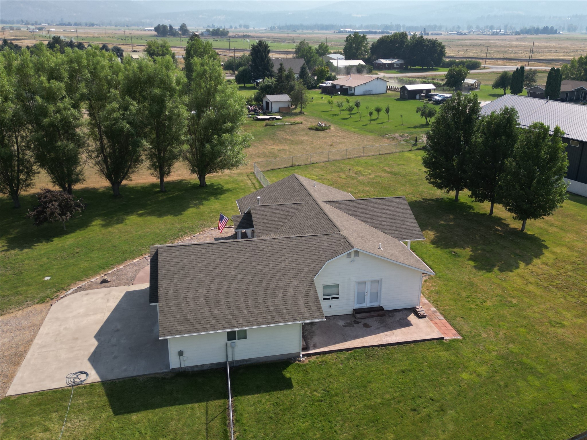9 Riley Lane Property Photo 39