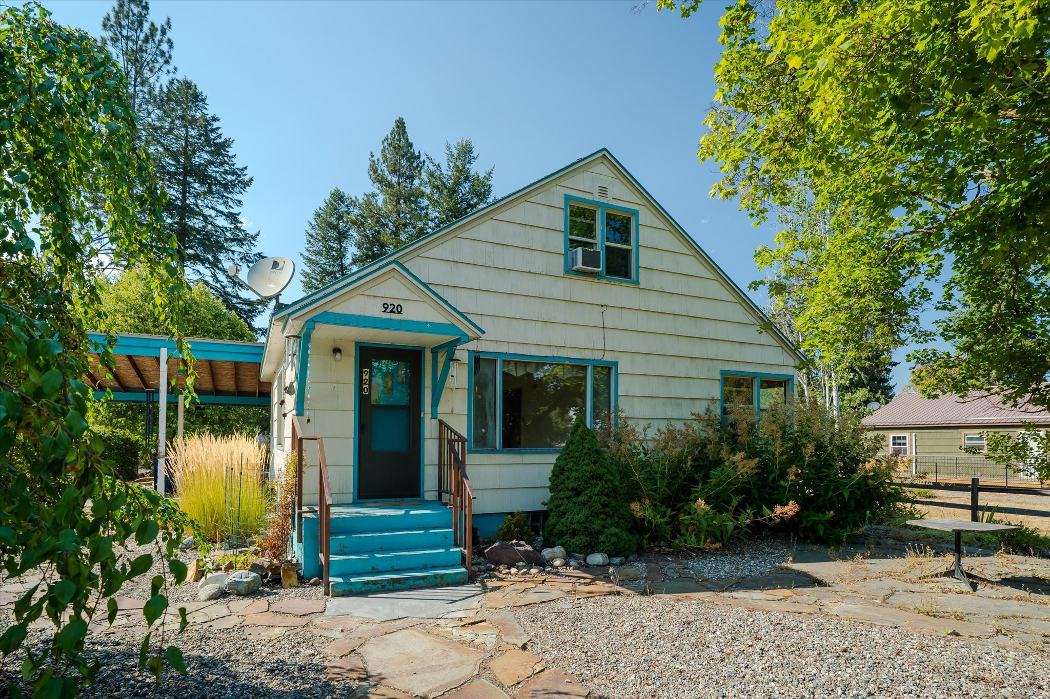 920 Main Avenue Property Photo 1
