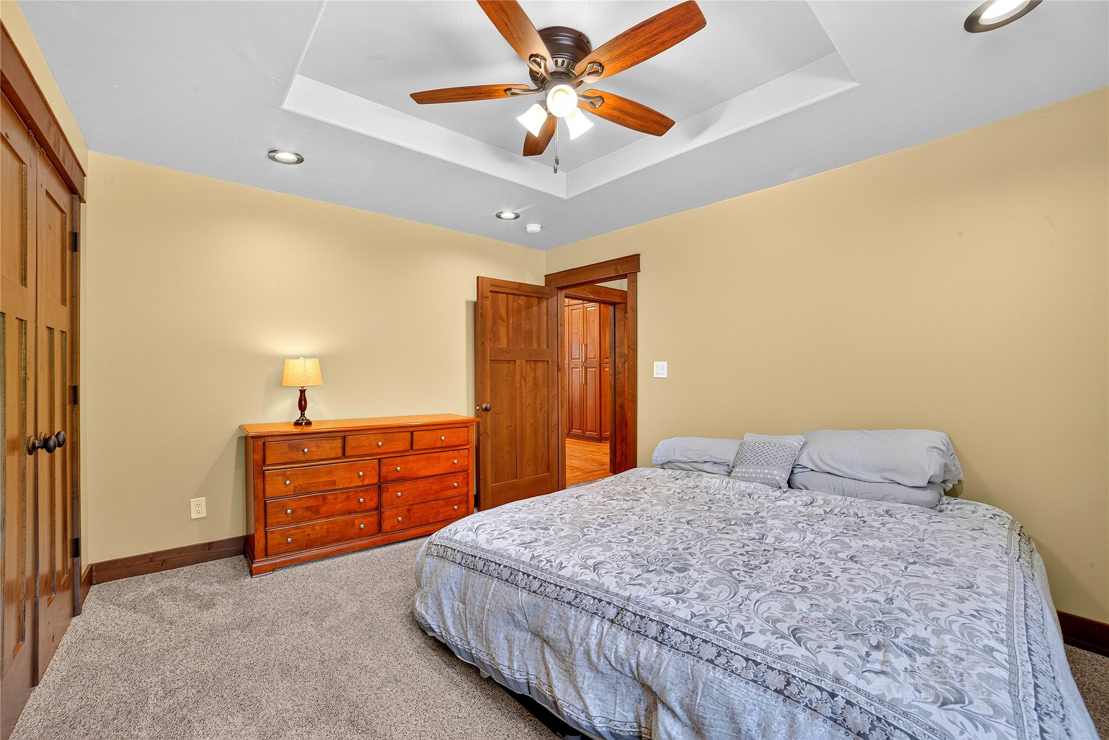 2264 Foothill Road Property Photo 28