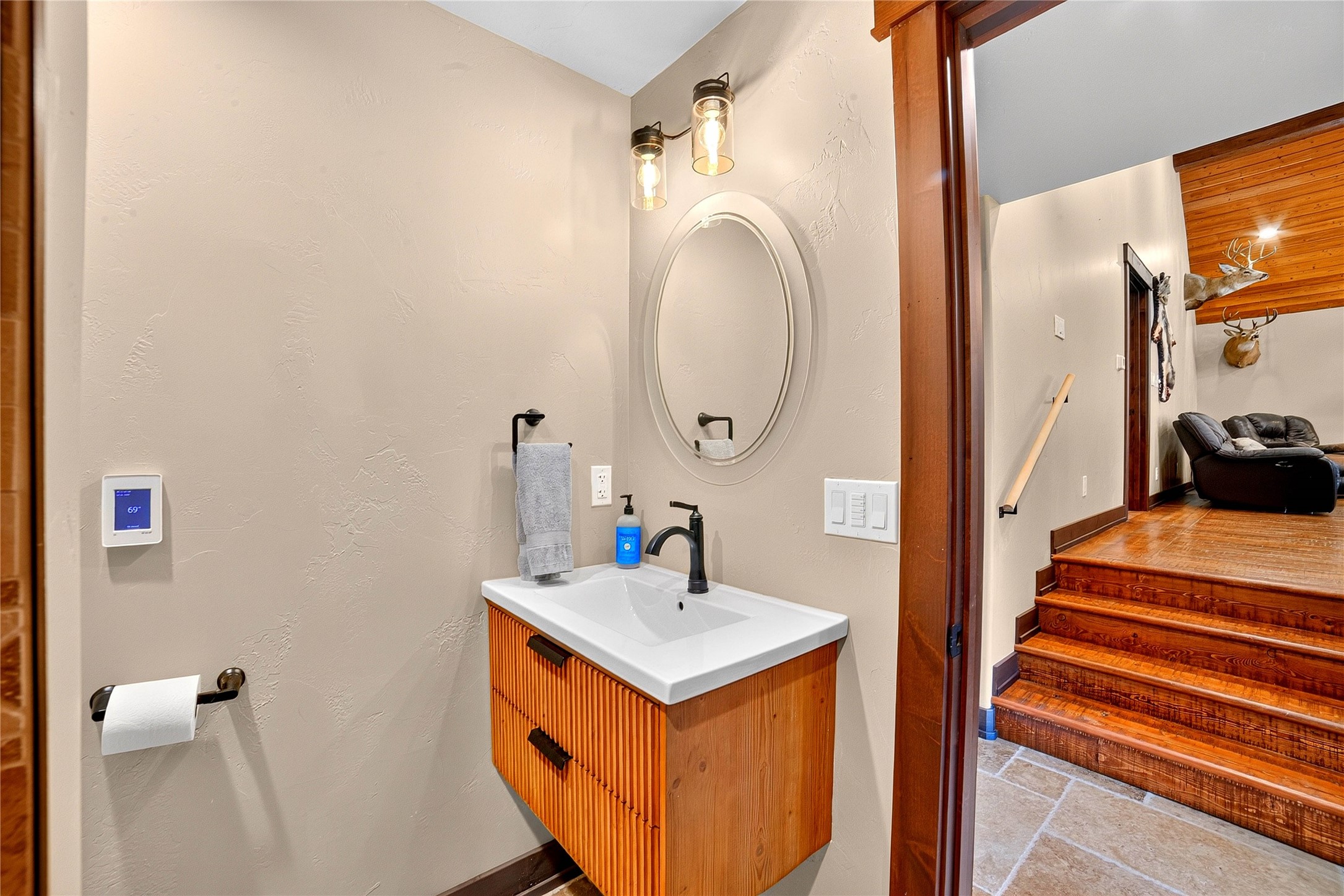 2264 Foothill Road Property Photo 30