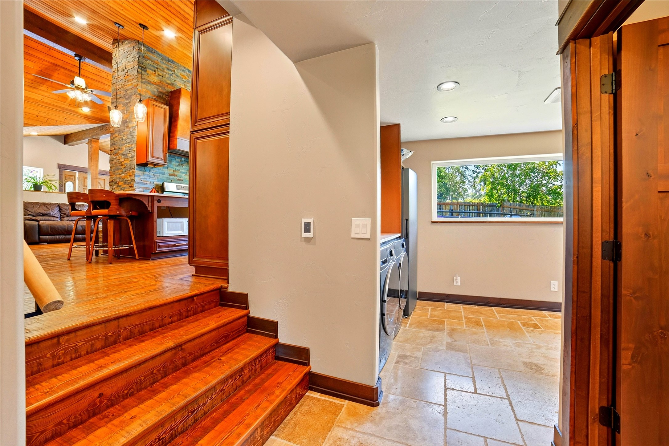 2264 Foothill Road Property Photo 36