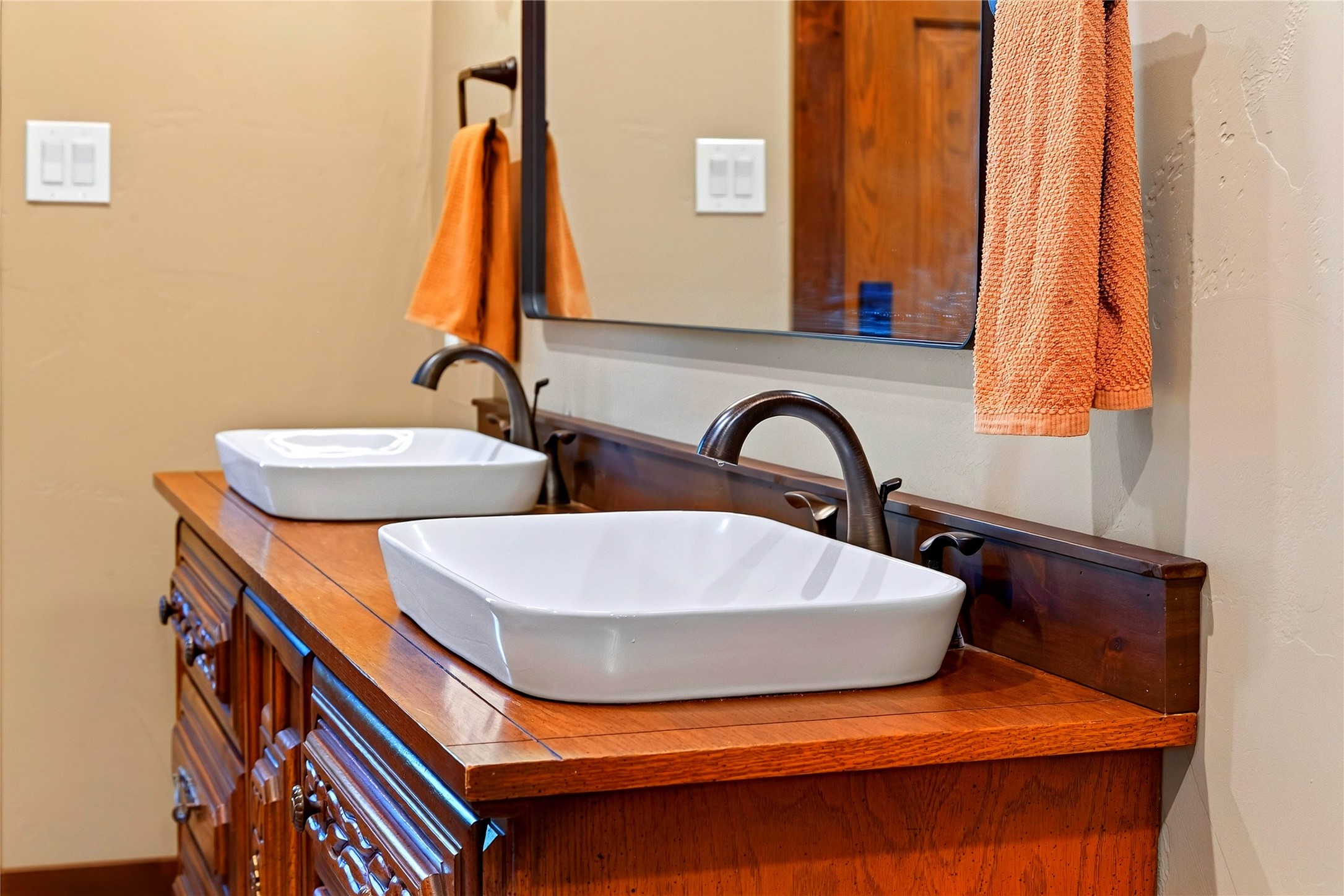 2264 Foothill Road Property Photo 46
