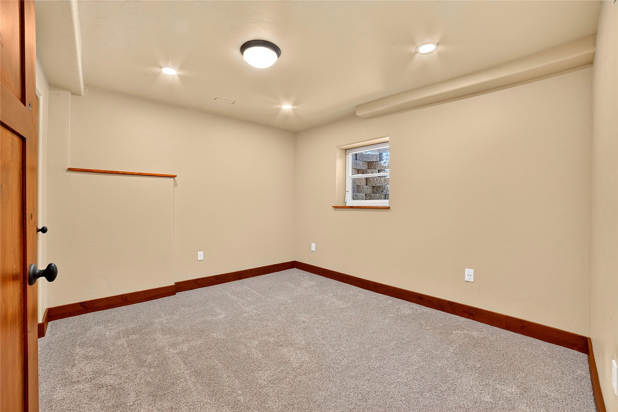 2264 Foothill Road Property Photo 58