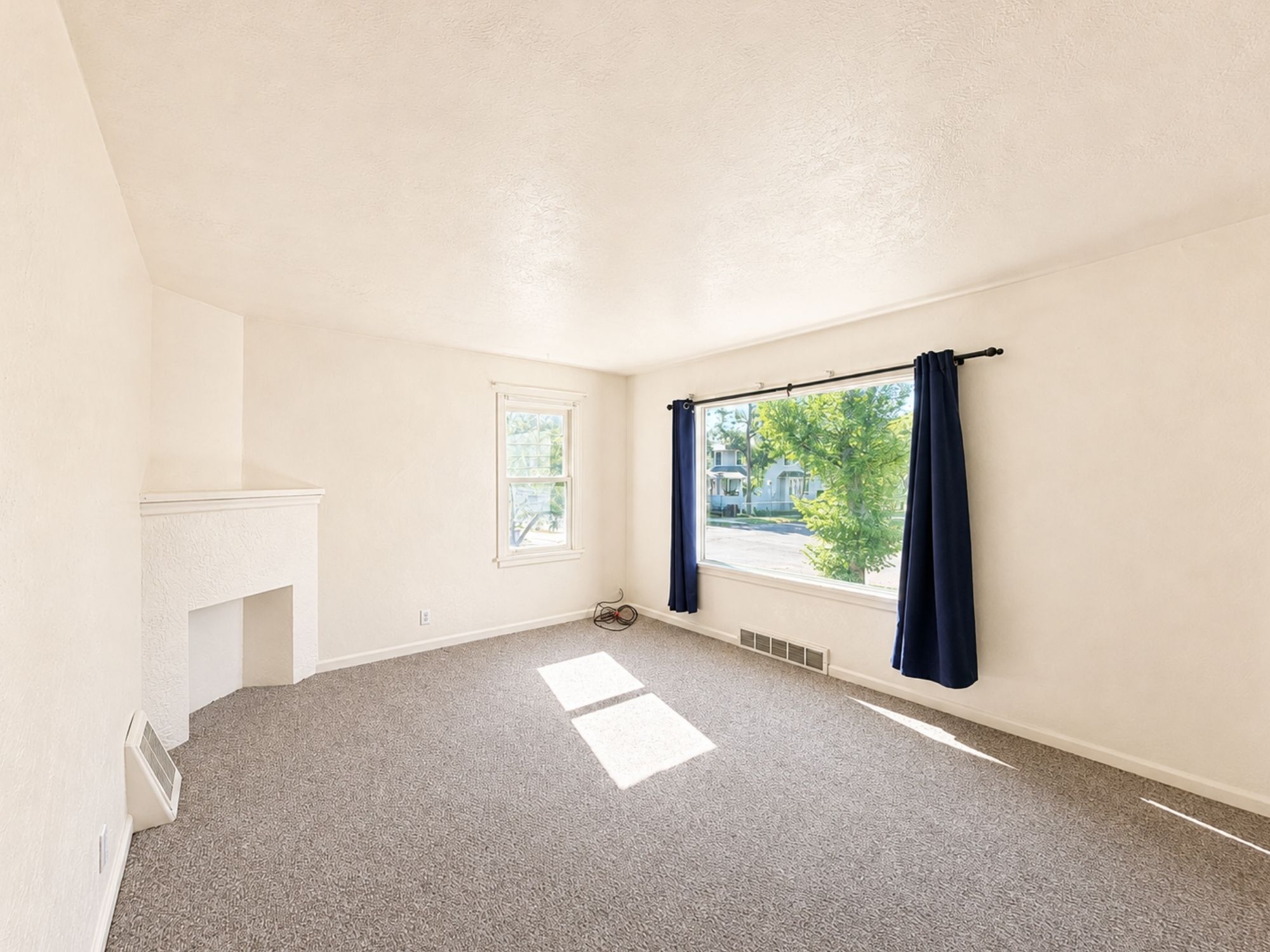 1027 3rd Avenue S Property Photo 5