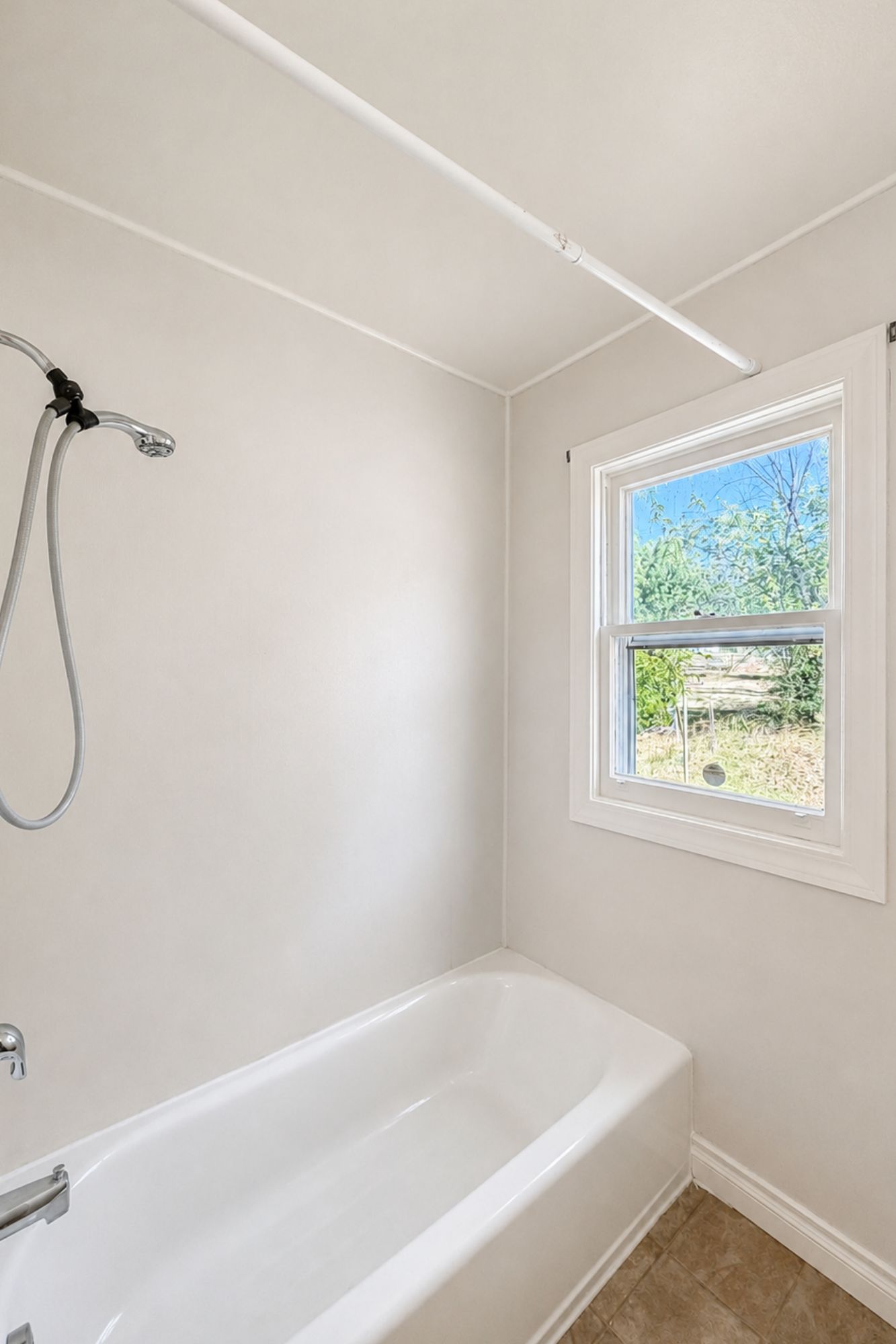 1027 3rd Avenue S Property Photo 12